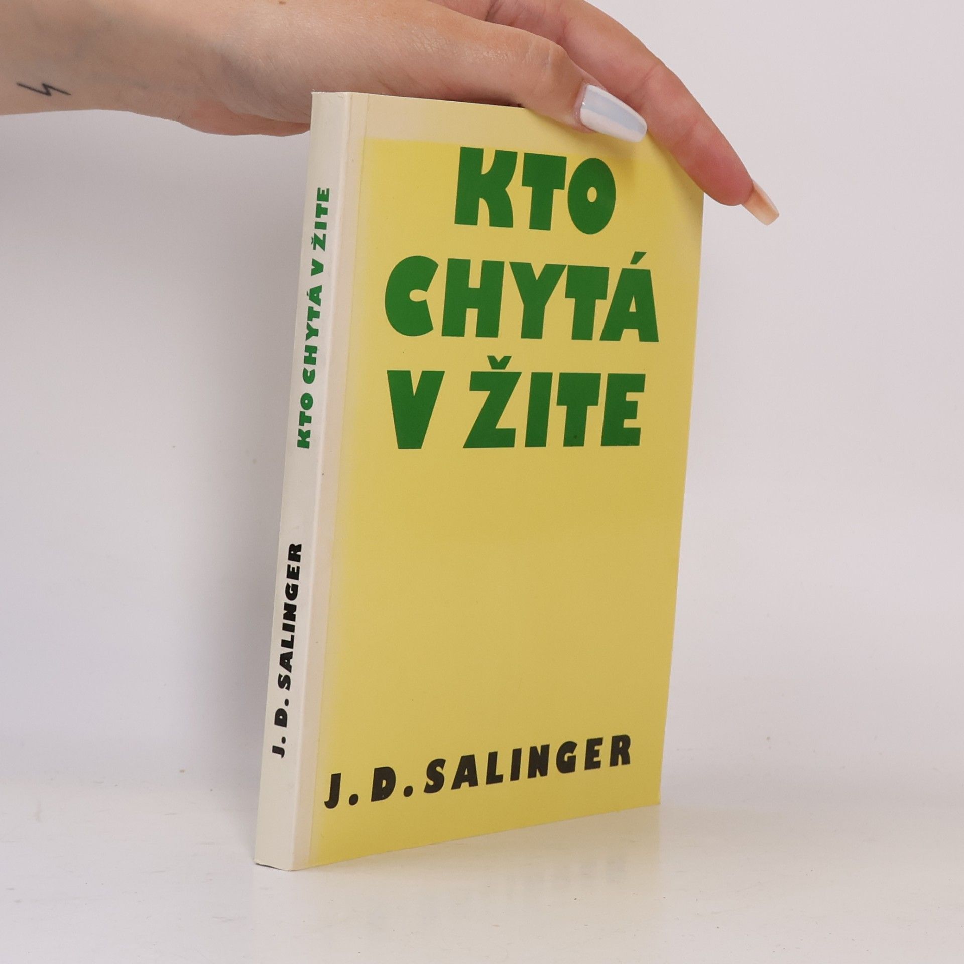 J. D. Salinger Kto chytá v žite