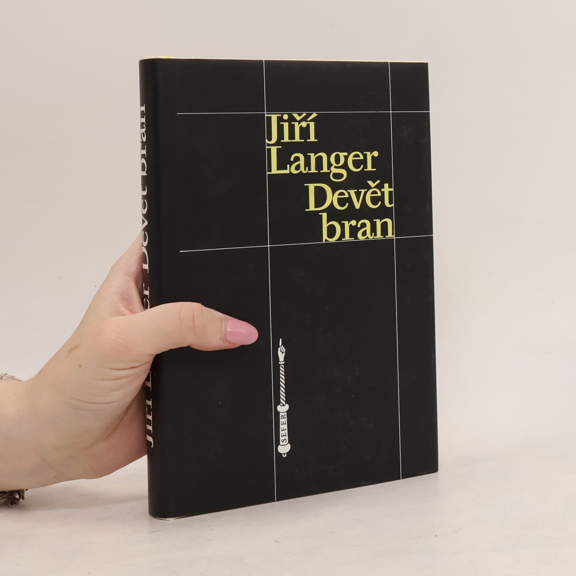 Jiří Langer Devět bran