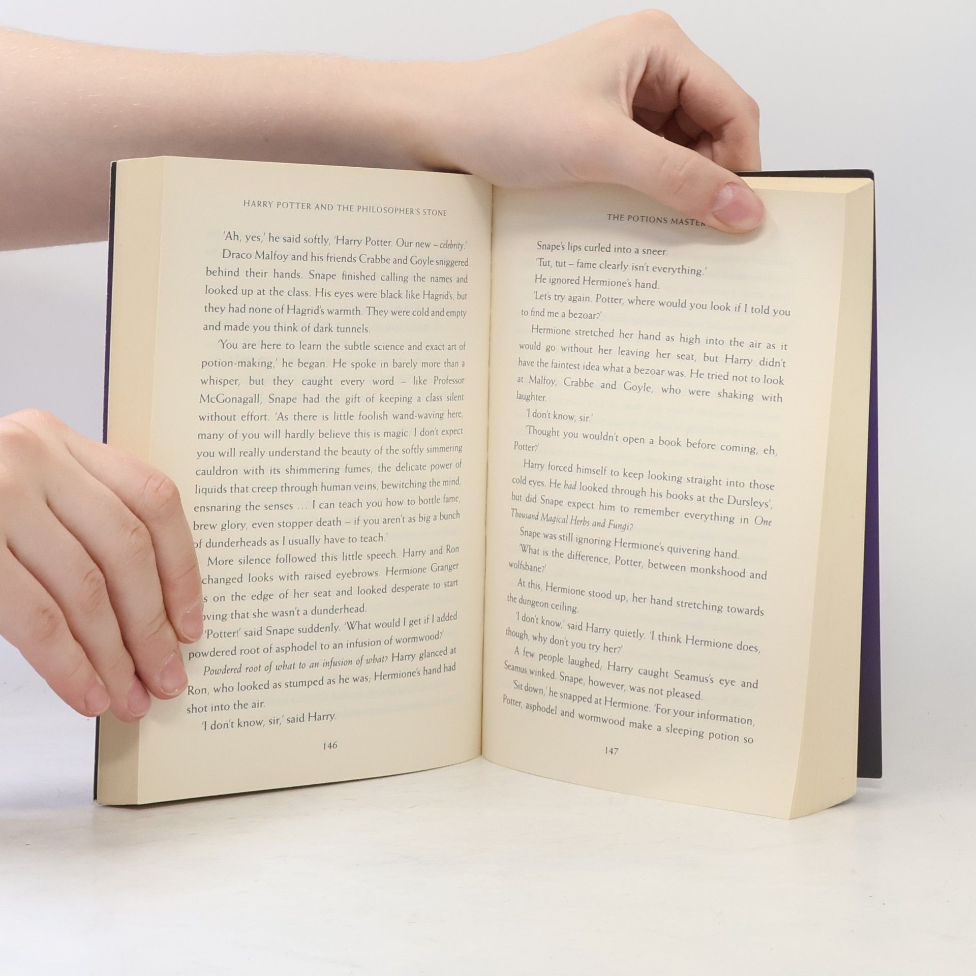 J. K. Rowling Harry Potter and The Philosopher's Stone