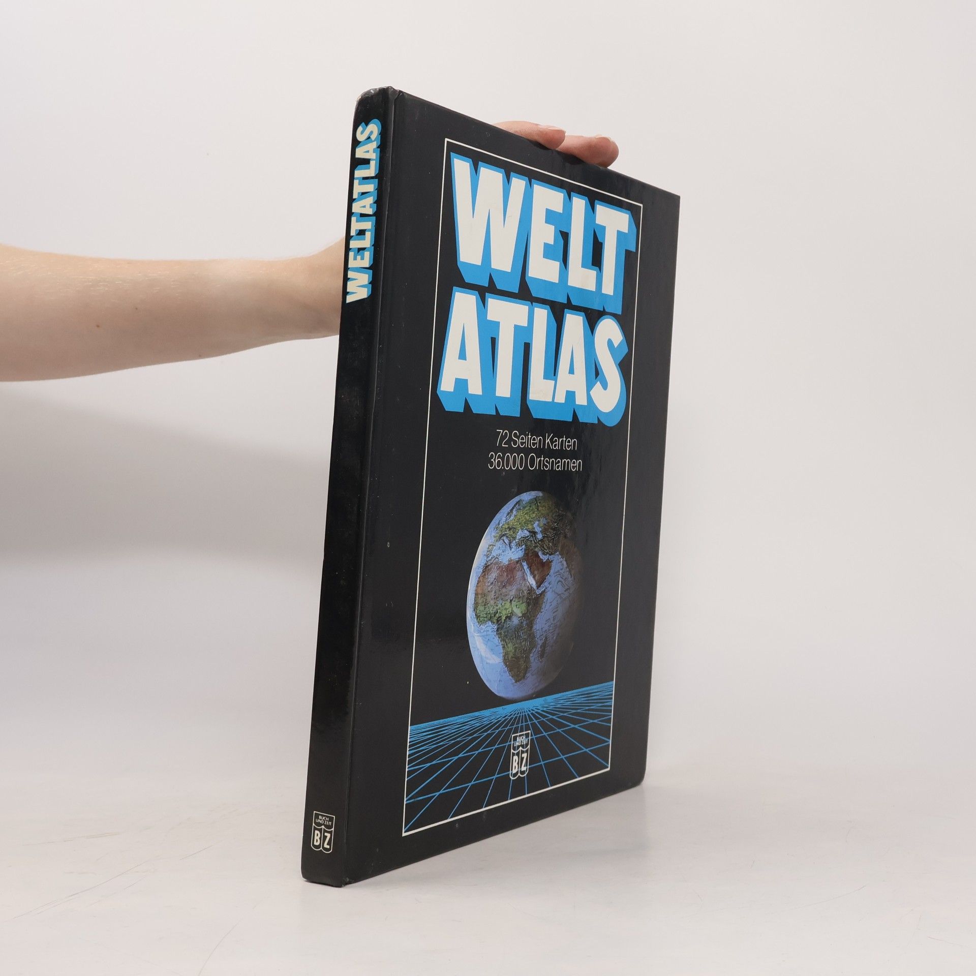 Autorenkollektiv Weltatlas. 72 Seiten Karten. 36.000 Ortsnamen