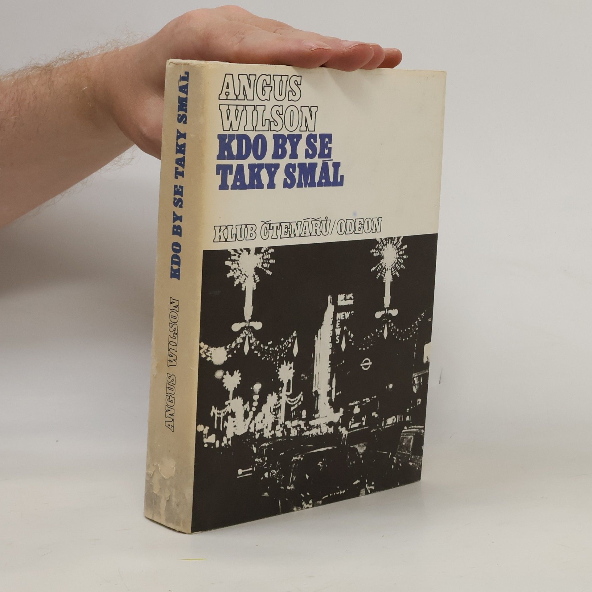 Angus Wilson Kdo by se taky smál