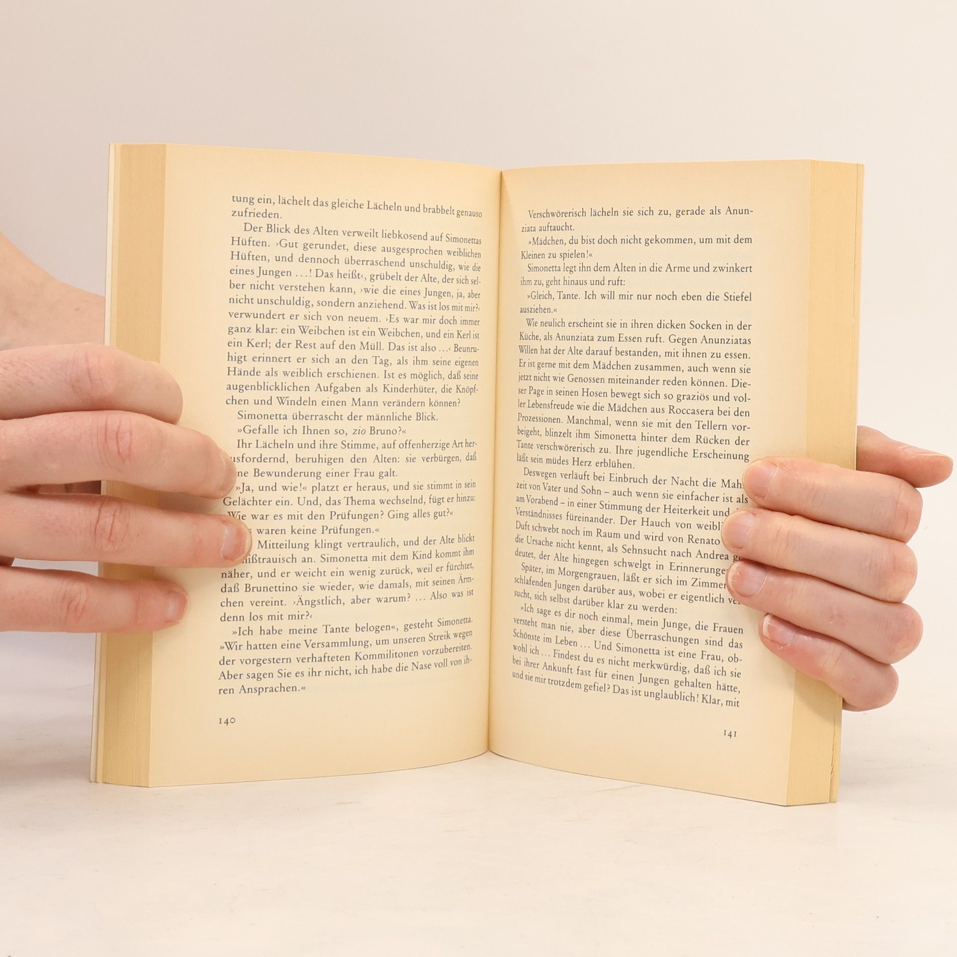 José Luis Sampedro Sáez Das etruskische Lächeln