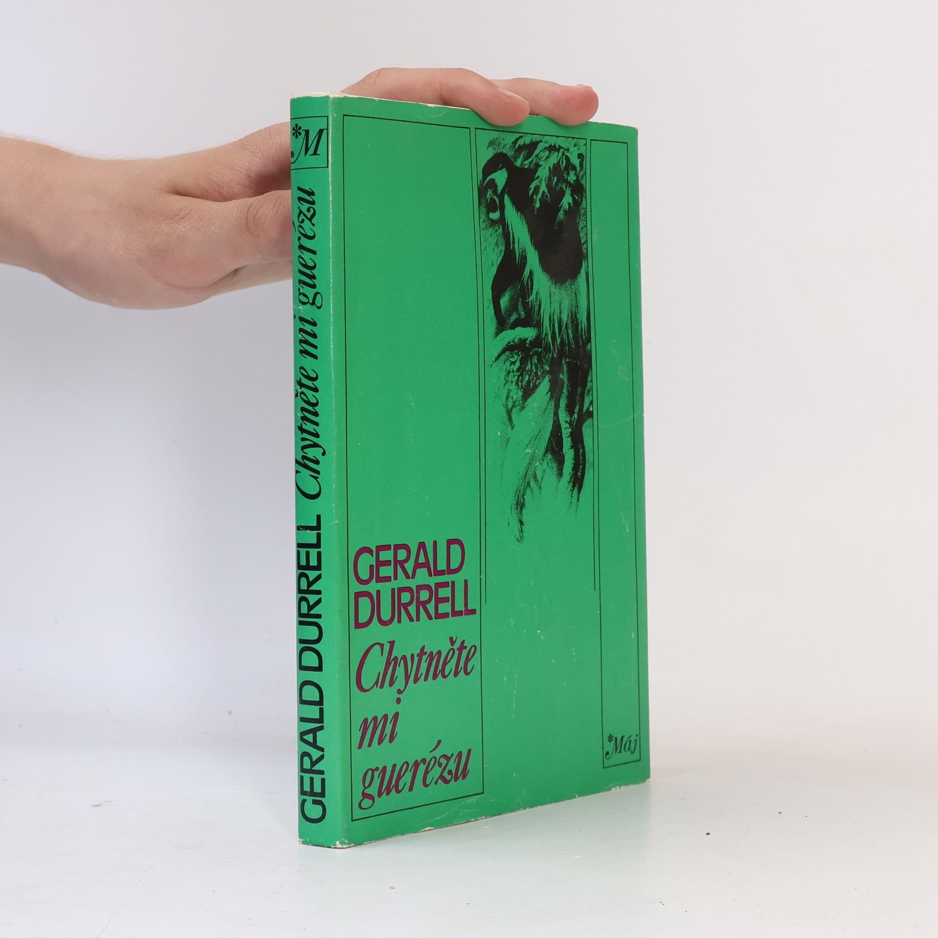 Gerald Malcolm Durrell Chytněte mi guerézu