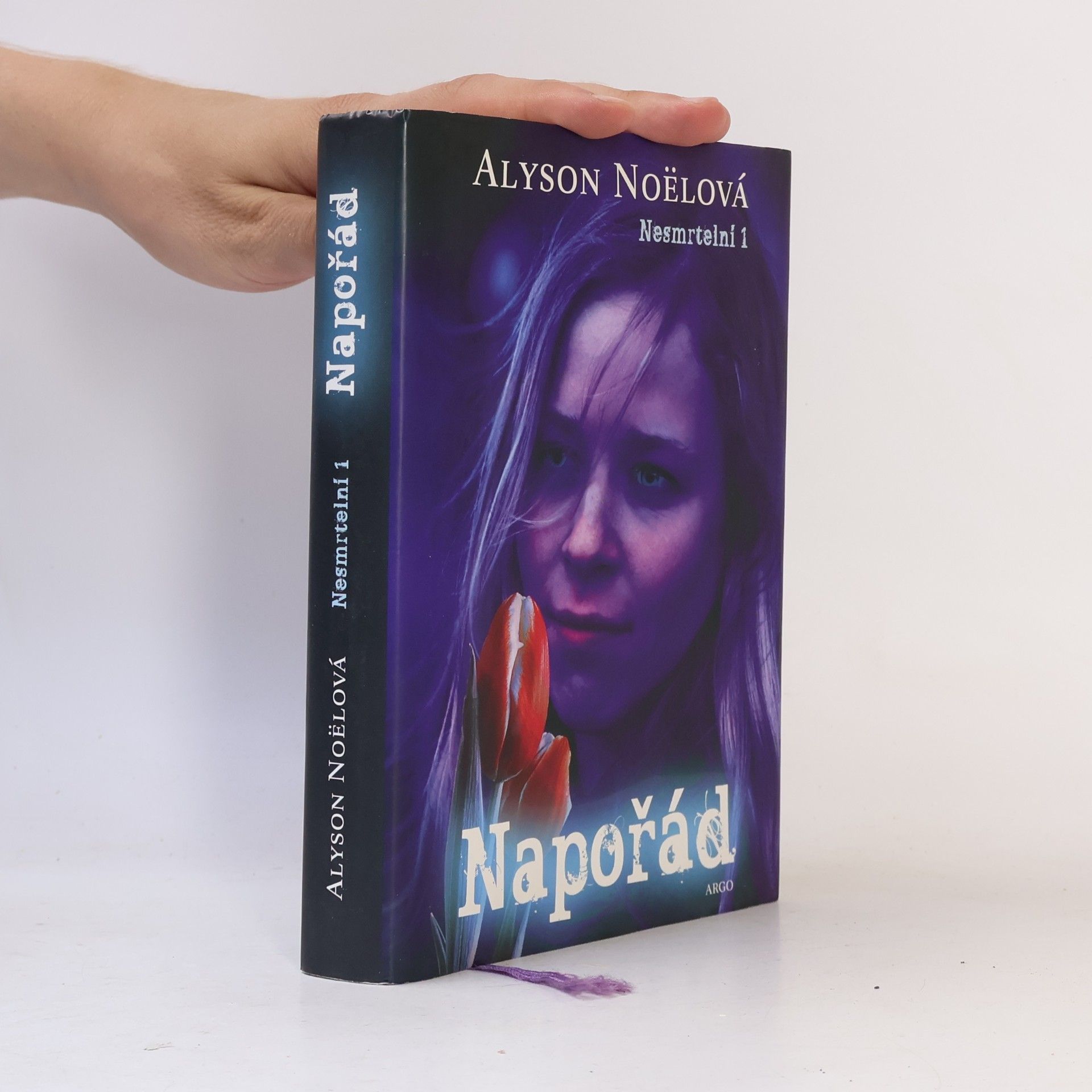 Alyson Noë͏l Napořád. Nesmrtelní 1