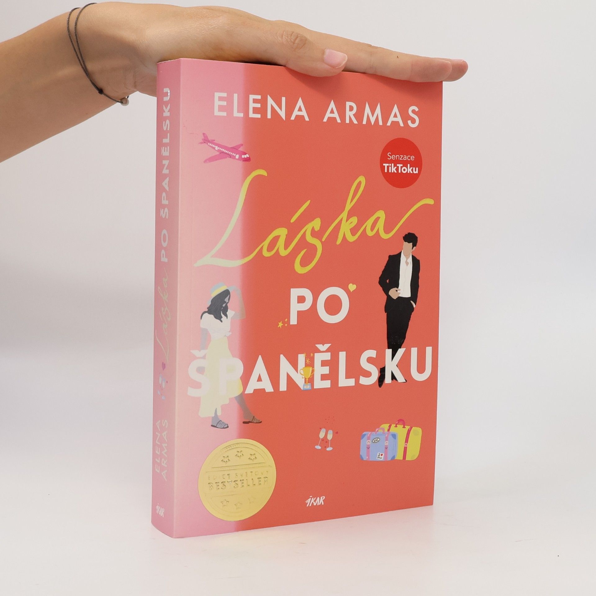 Elena Armas Láska po španělsku