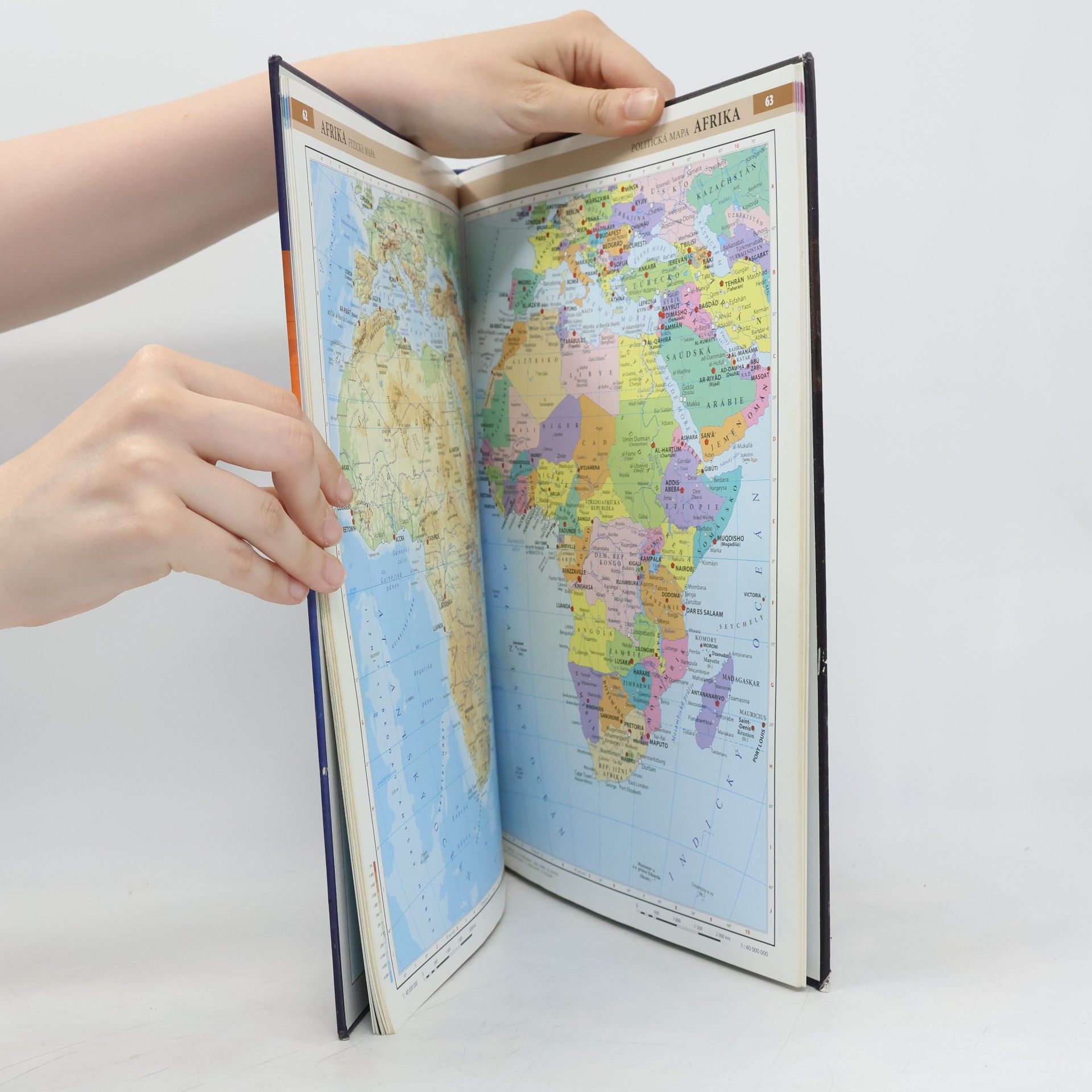 Kolektiv autorů Praktický atlas světa