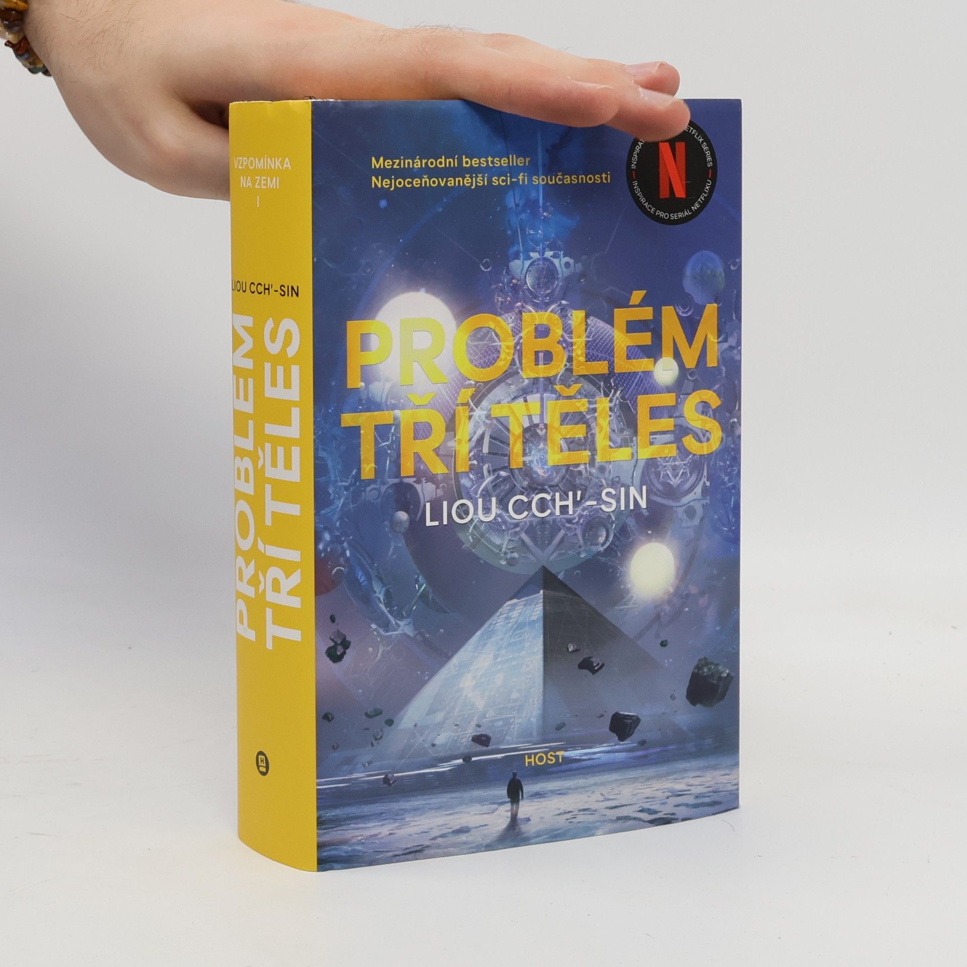 Cixin Liu Problém tří těles