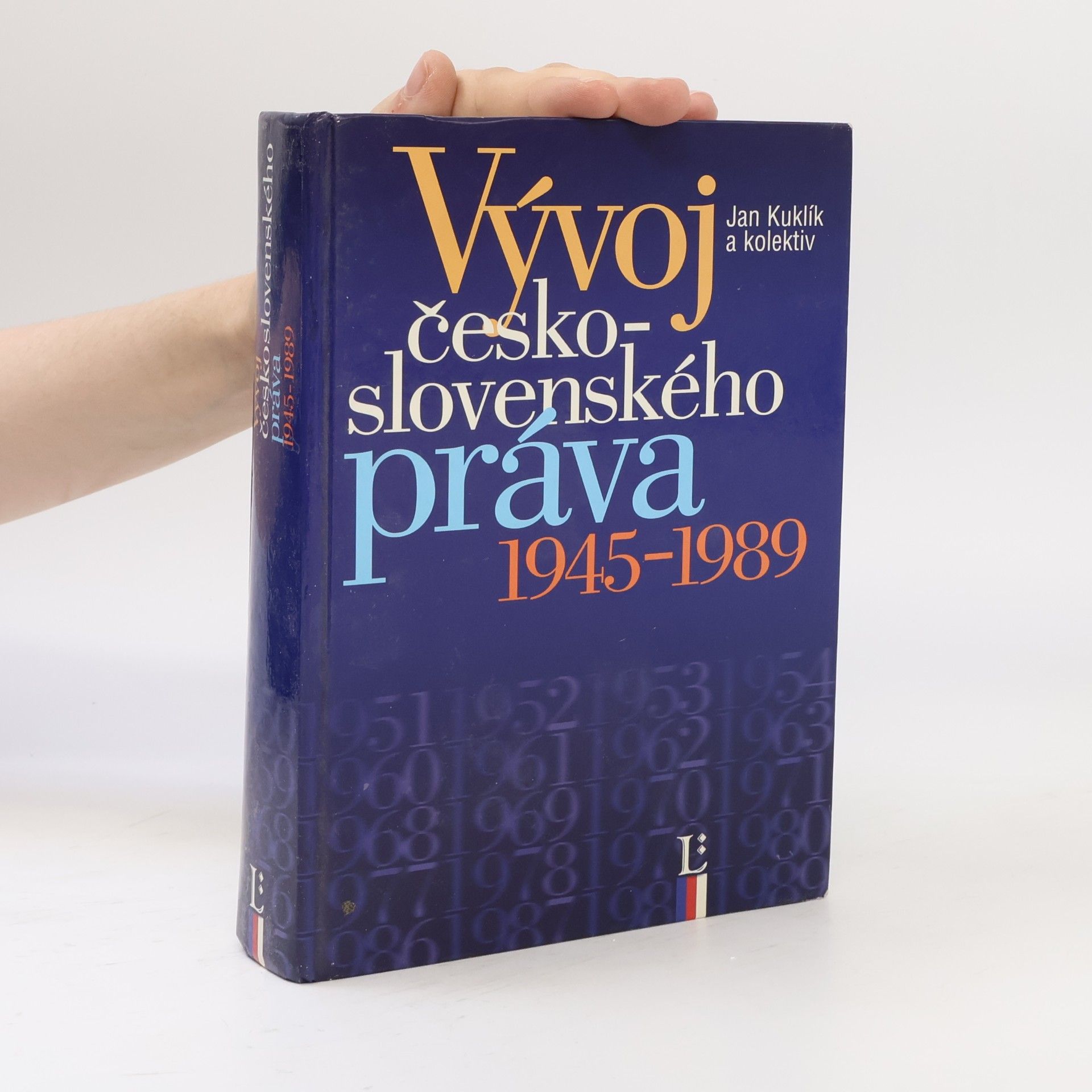 Jan Kuklík Vývoj československého práva 1945-1989