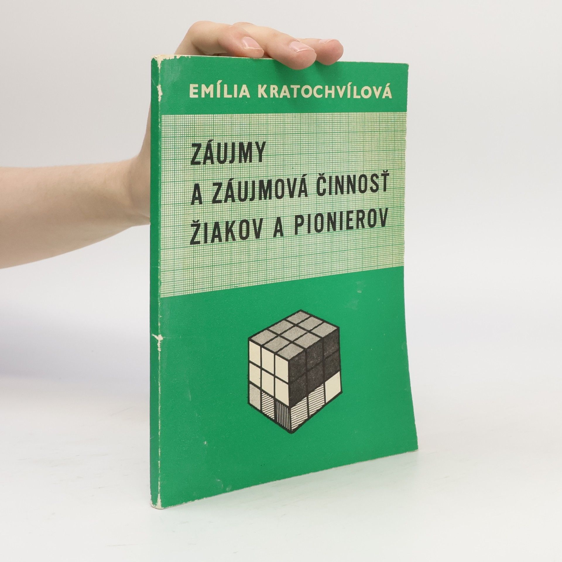 Emília Kratochvílová Záujmy a Záujmová činnosť  žiakov a pionierov