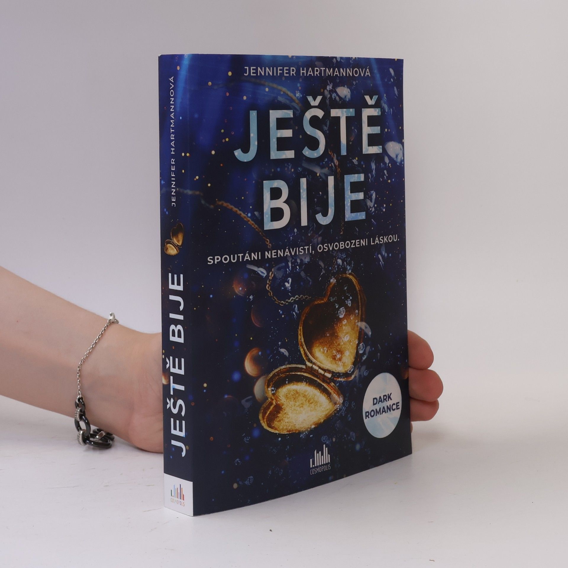 Jennifer Hartmann Ještě bije