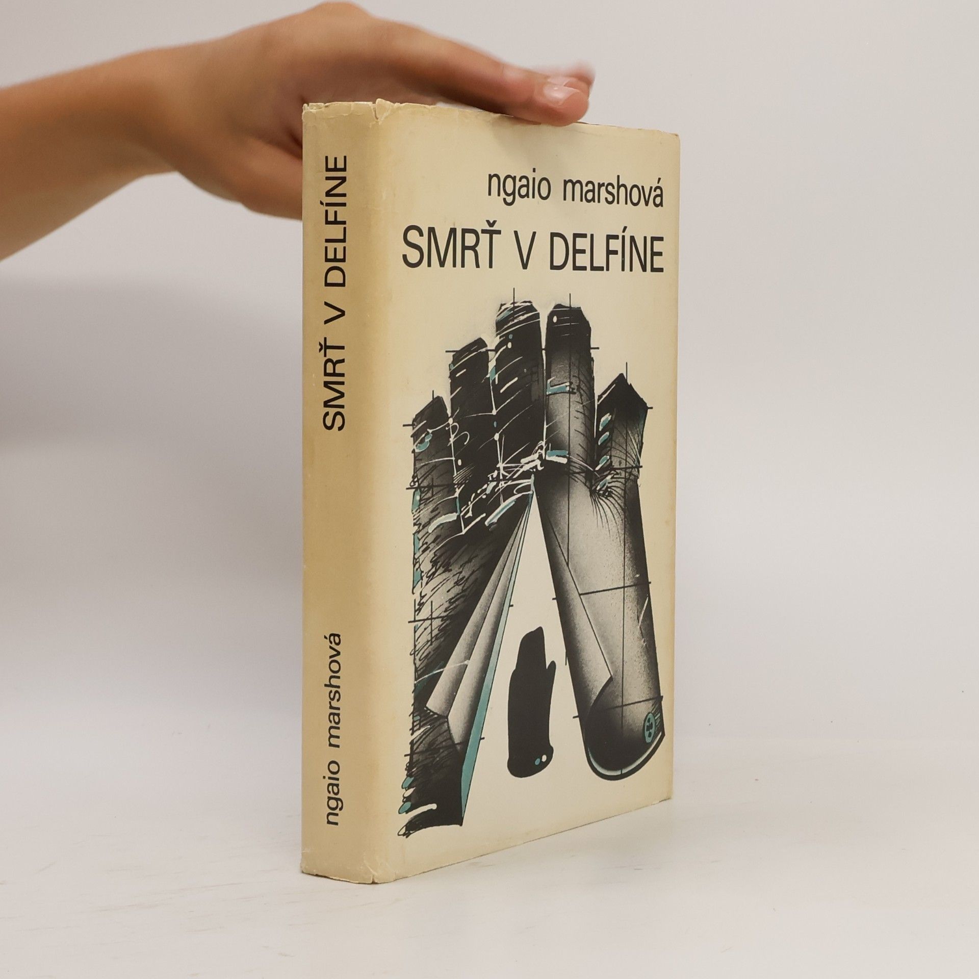 Ngaio Marsh Smrť v Delfíne