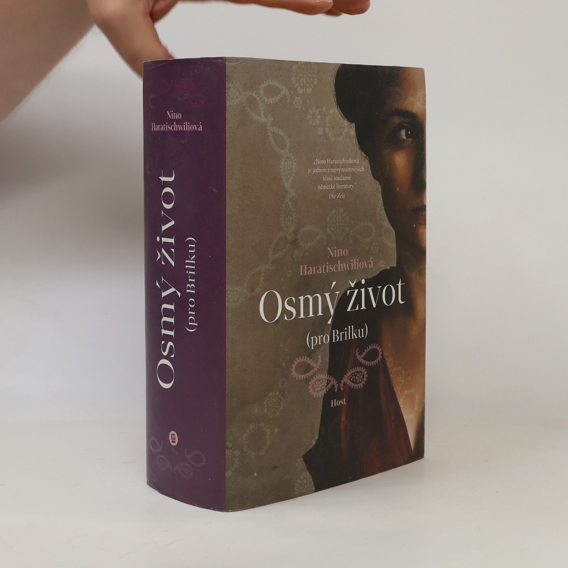 Nino Haratischwili Osmý život (pro Brilku)