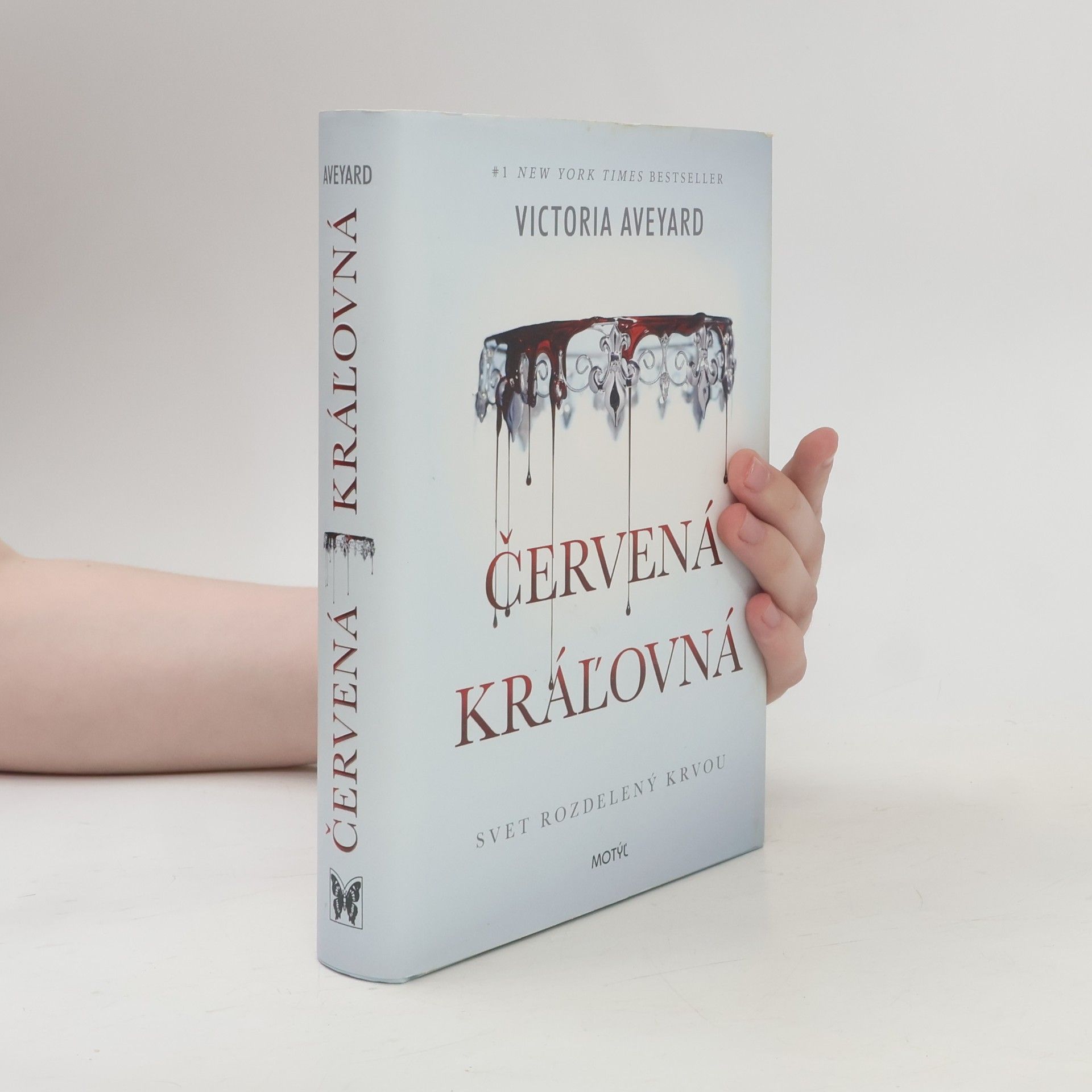 Victoria Aveyard Červená kráľovná