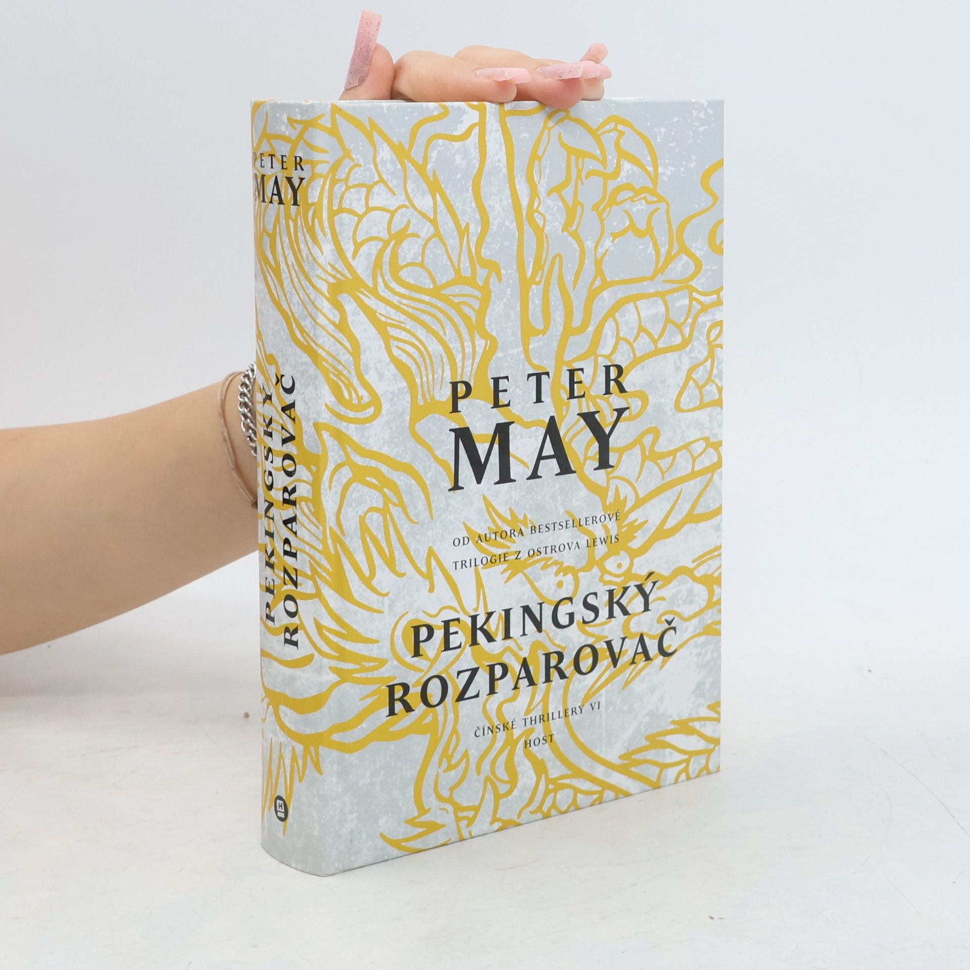 Peter May Pekingský rozparovač