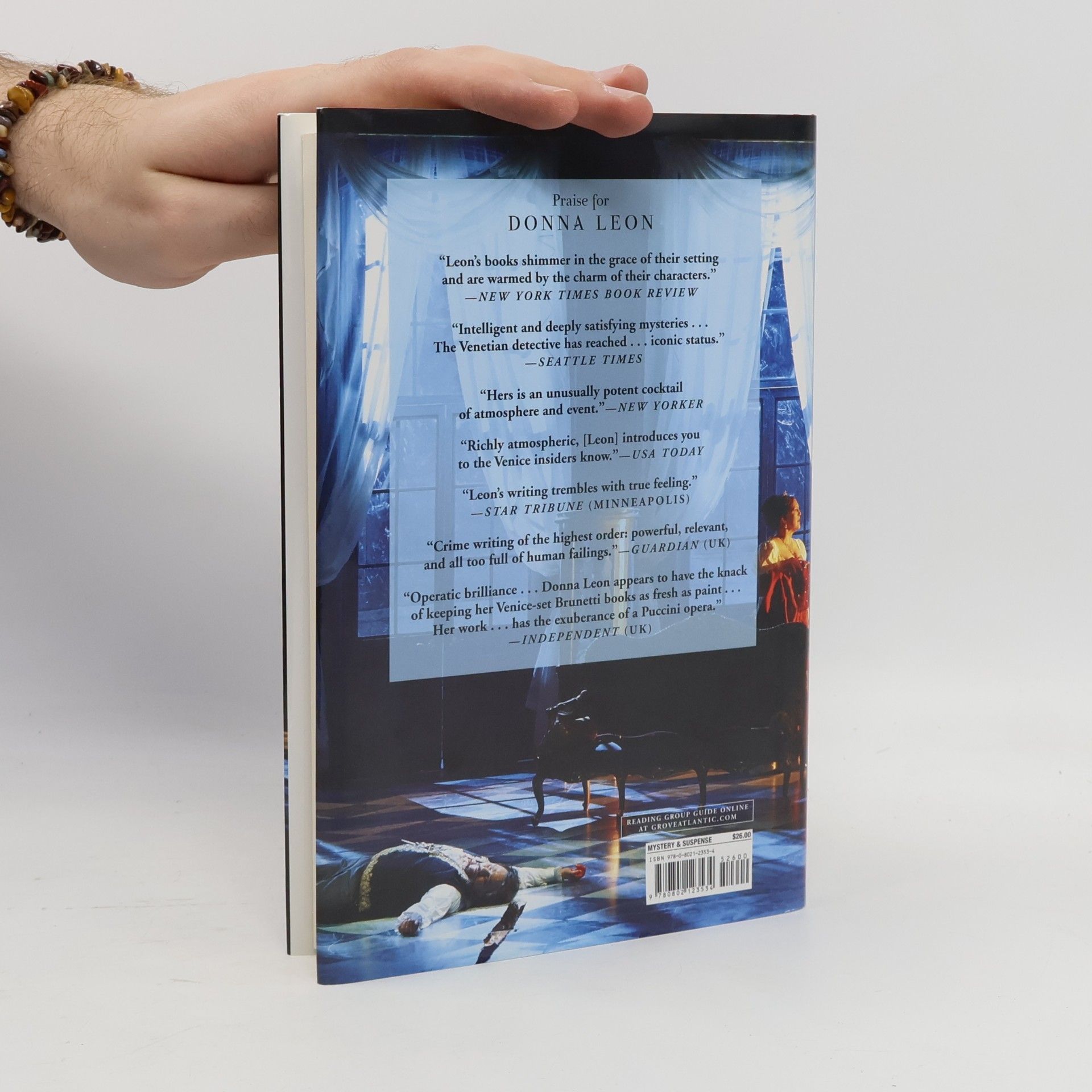 Donna Leon Falling in Love - A Commissario Guido Brunetti Mystery