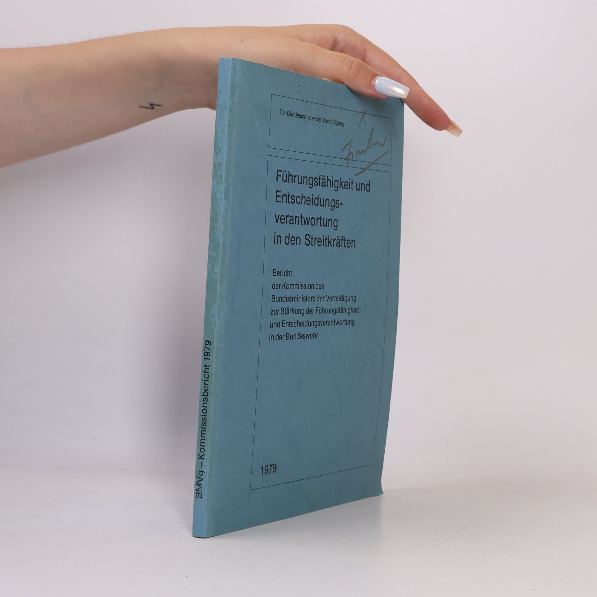 Autorenkollektiv Führungsfähigkeit und Entscheidungsverantwortung in den Streitkräften