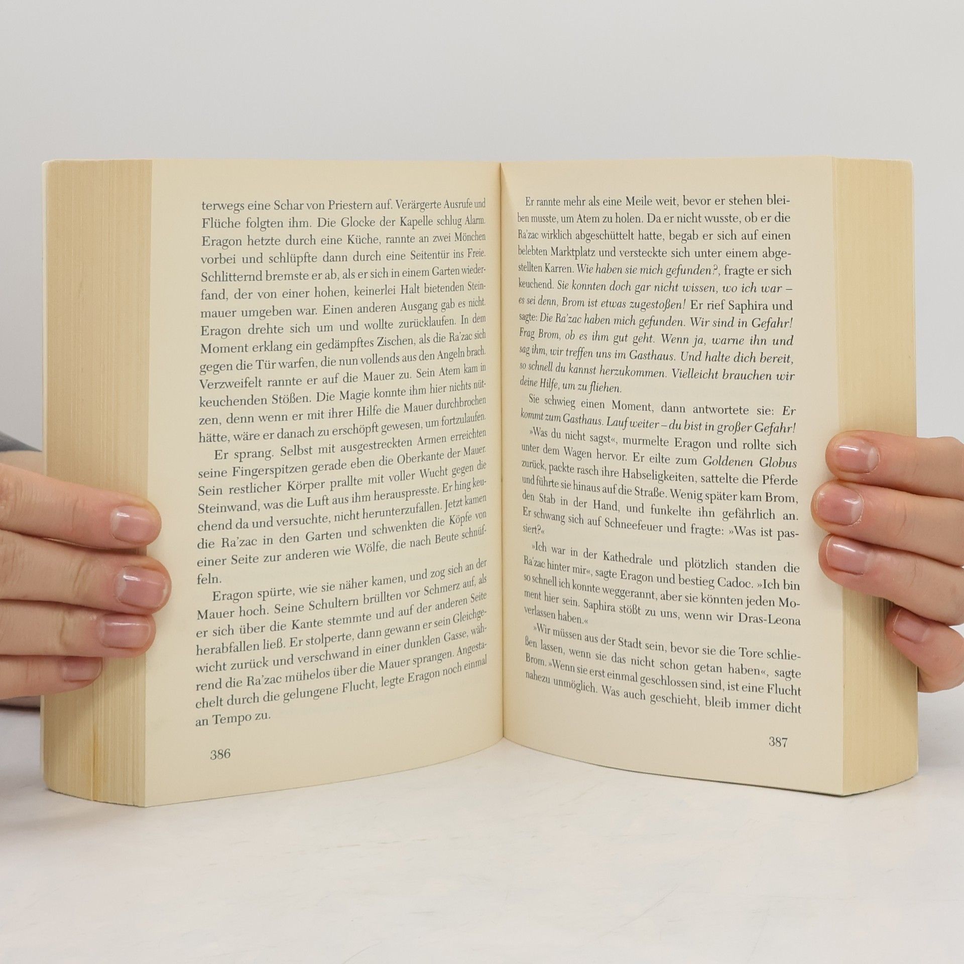 Christopher Paolini Eragon