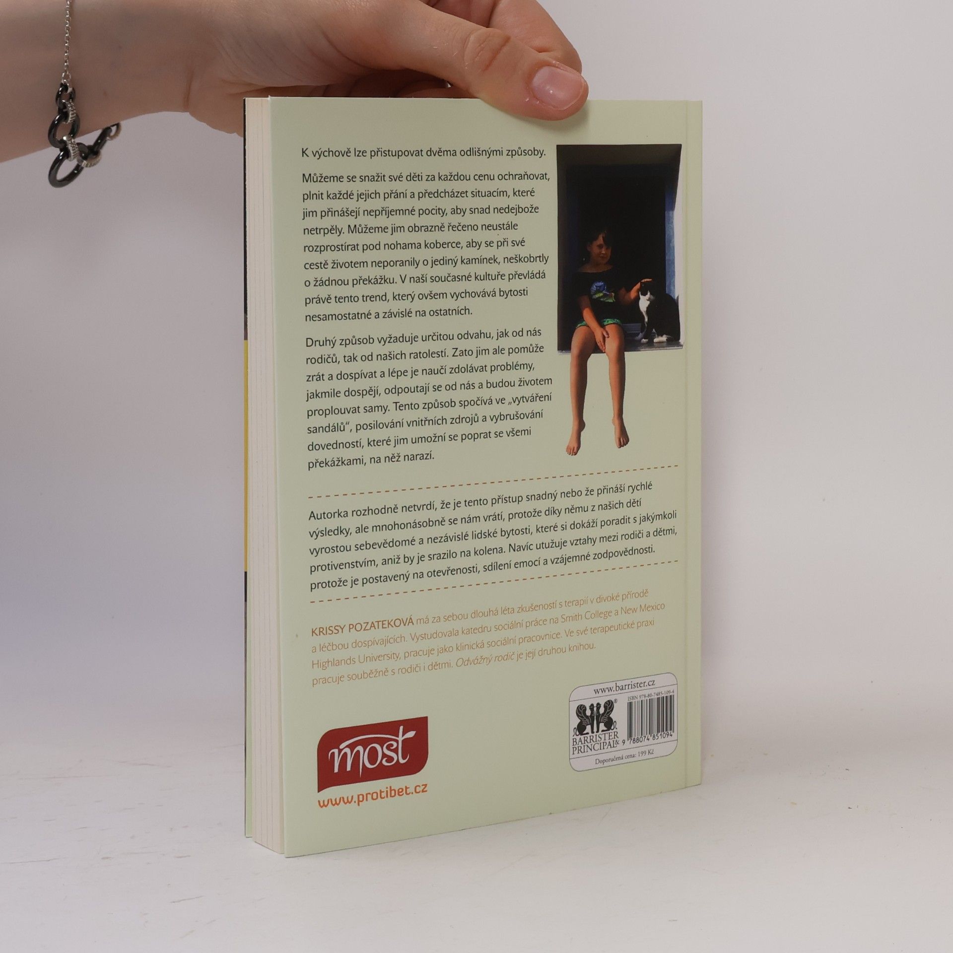 Kristine Pozatek Odvážný rodič. Buddhismem inspirovaný rádce, jak vychovat citově odolné dítě