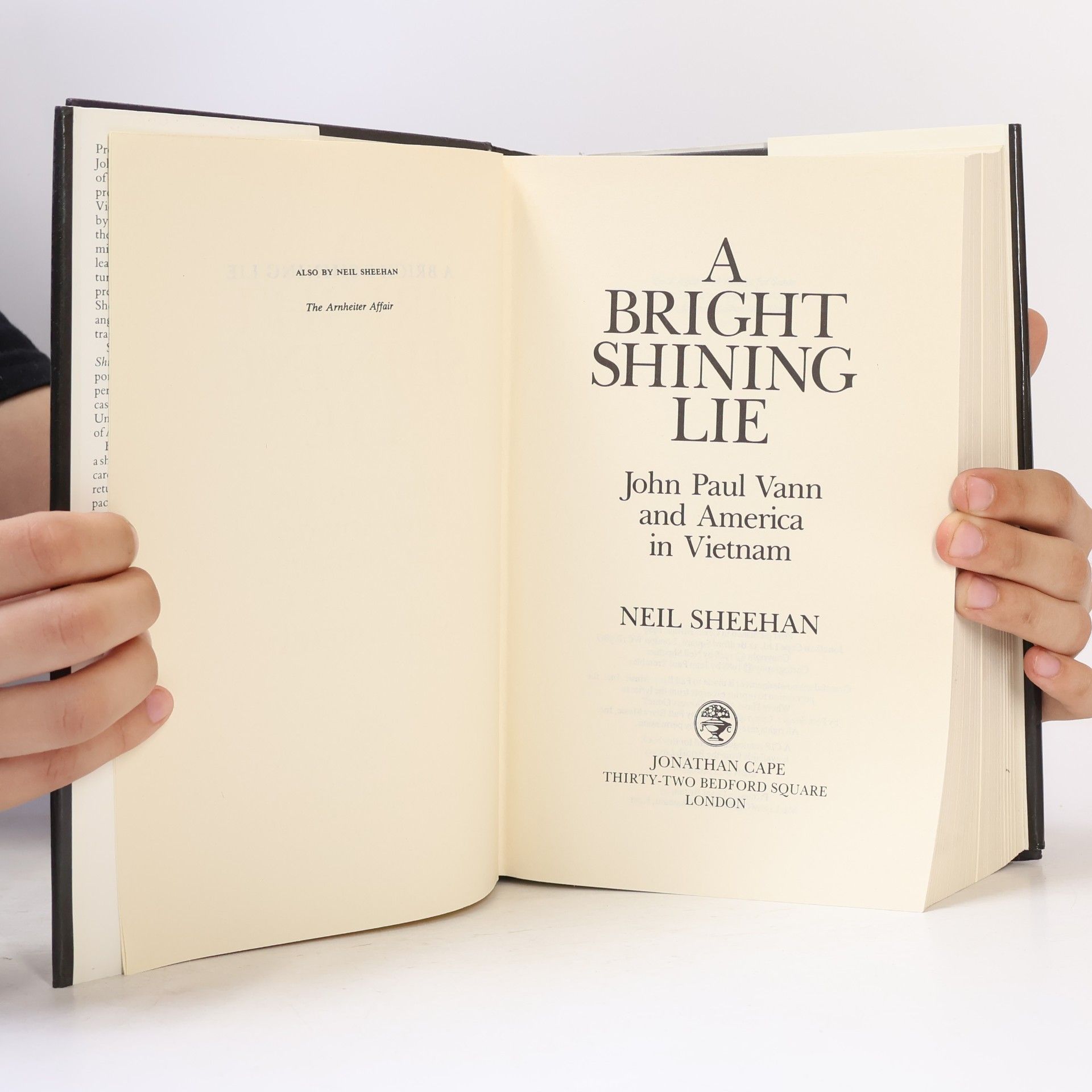 Neil Sheehan A Bright Shining Lie