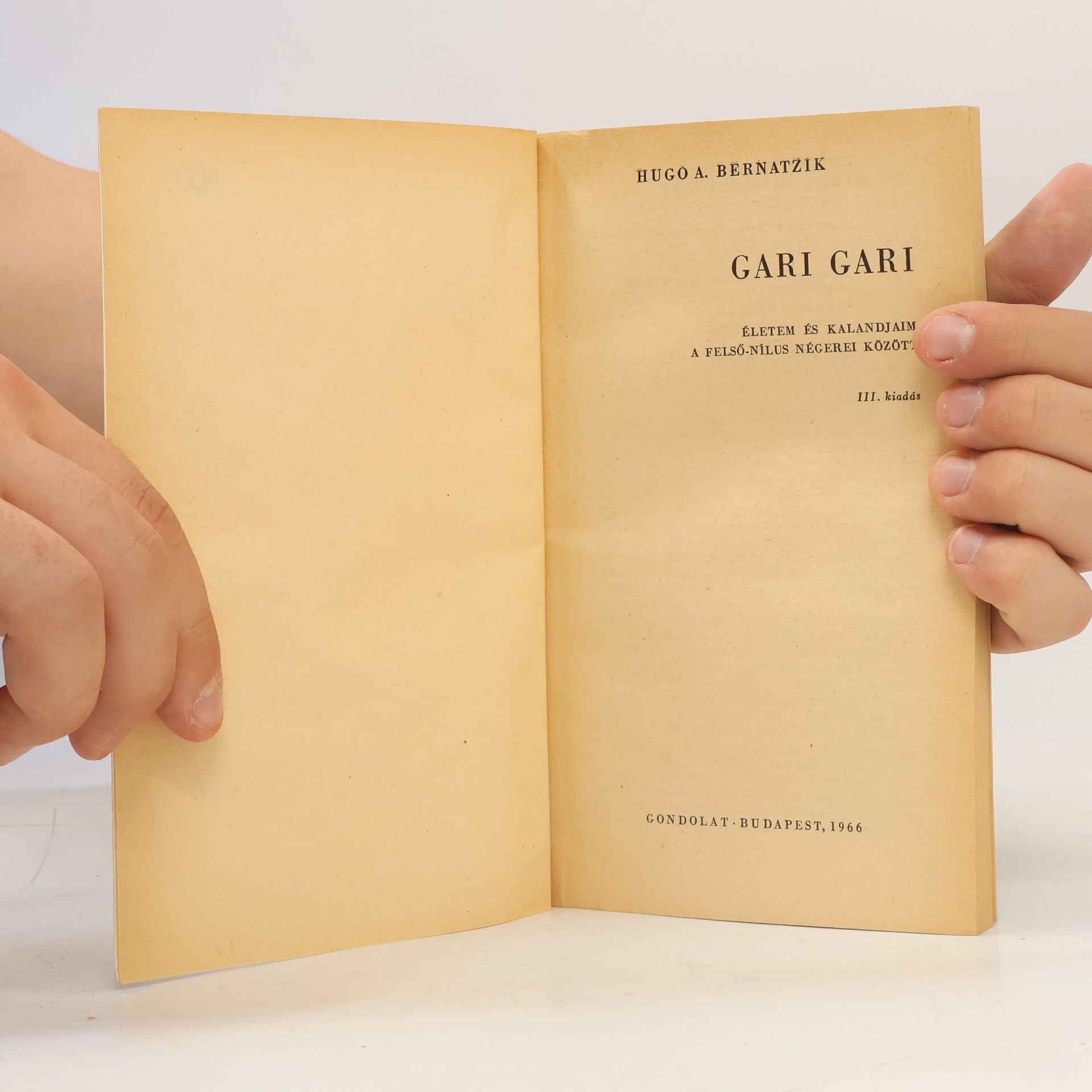 Hugo Adolf Bernatzik Gari Gari
