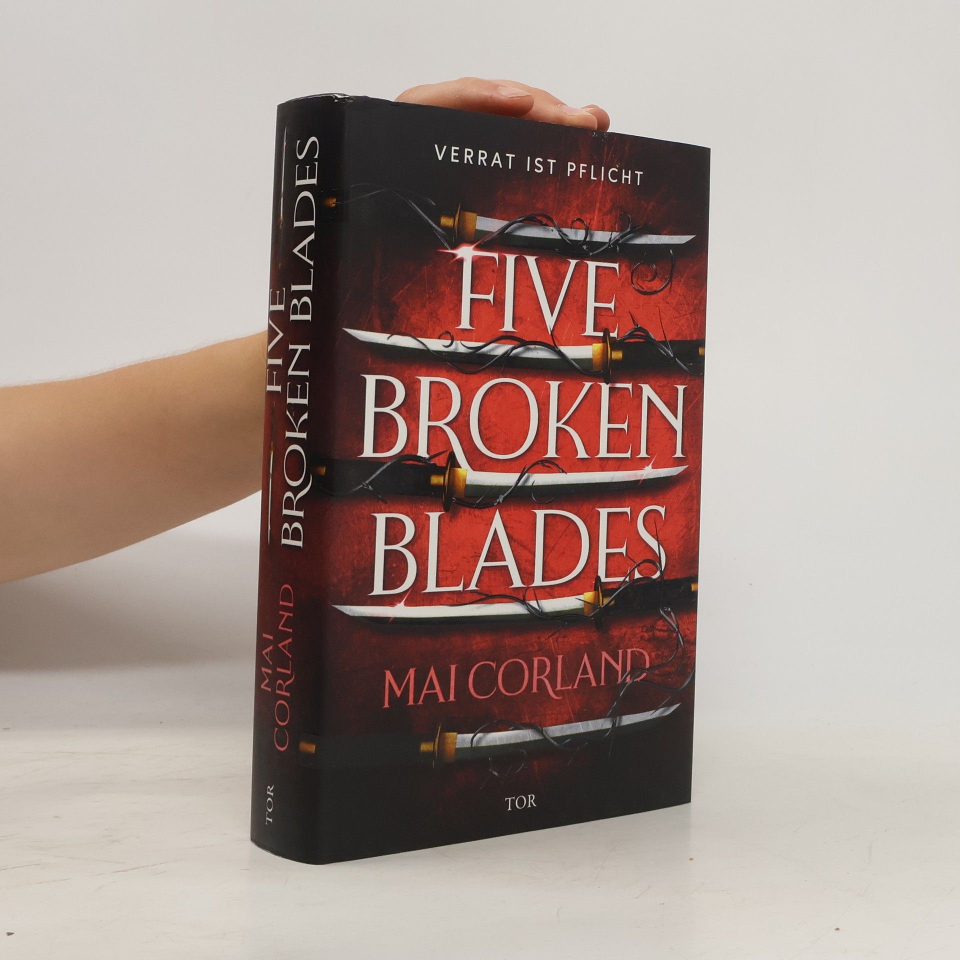 Mai Corland Five Broken Blades