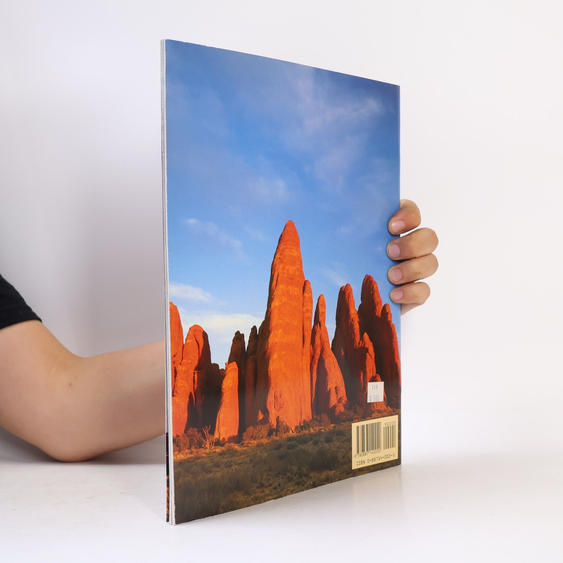 Johnson David W. Arches: The history behind the scenery