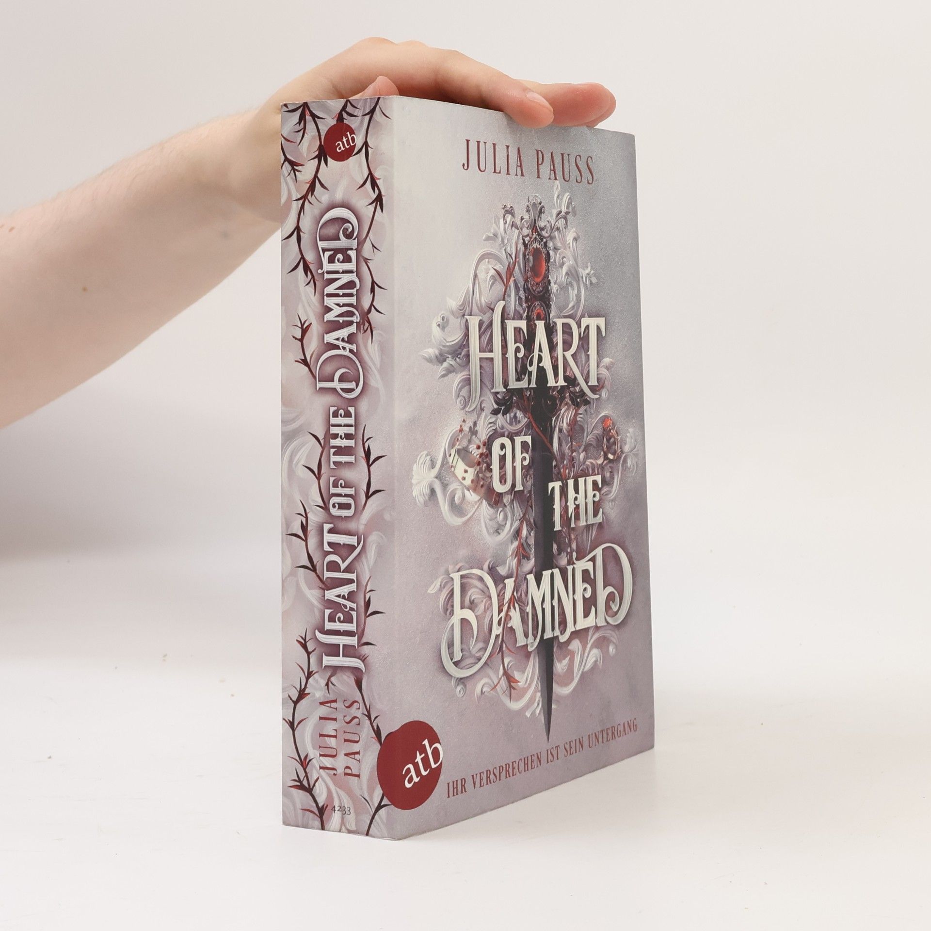Julia Pauss Heart of the Damned – Ihr Versprechen ist sein Untergang