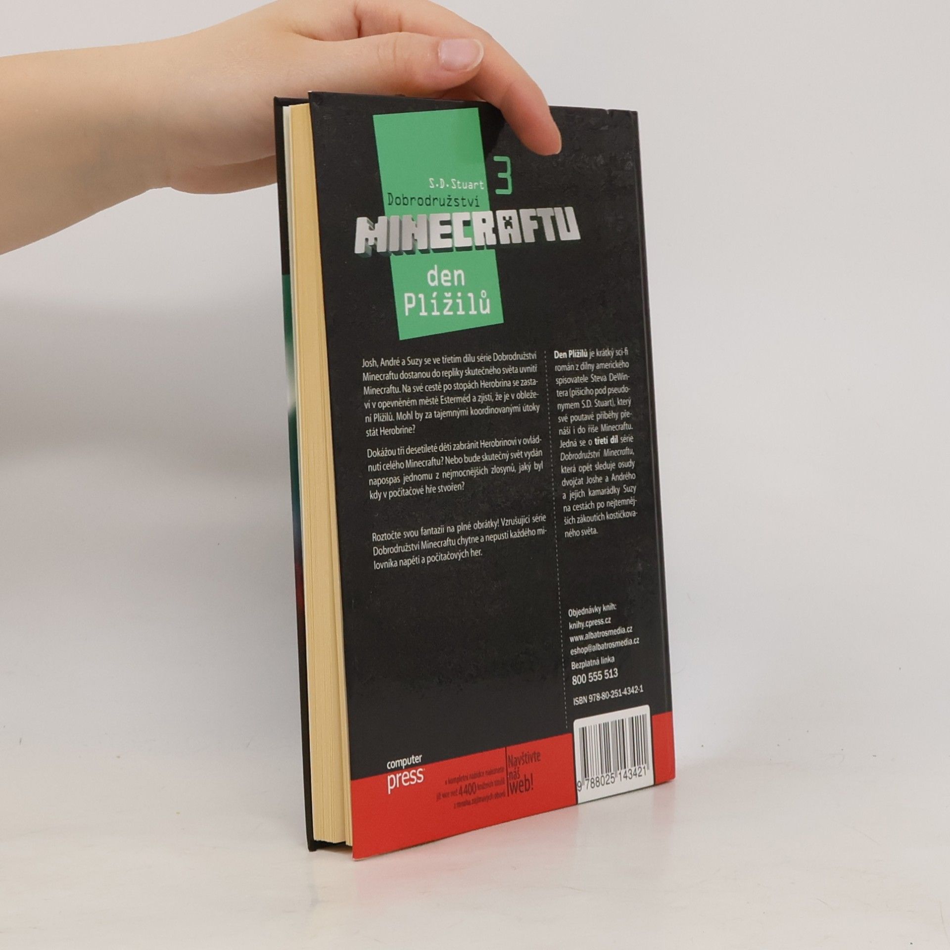 Stuart Dean Dobrodružství Minecraftu. 3, Den Plížilů