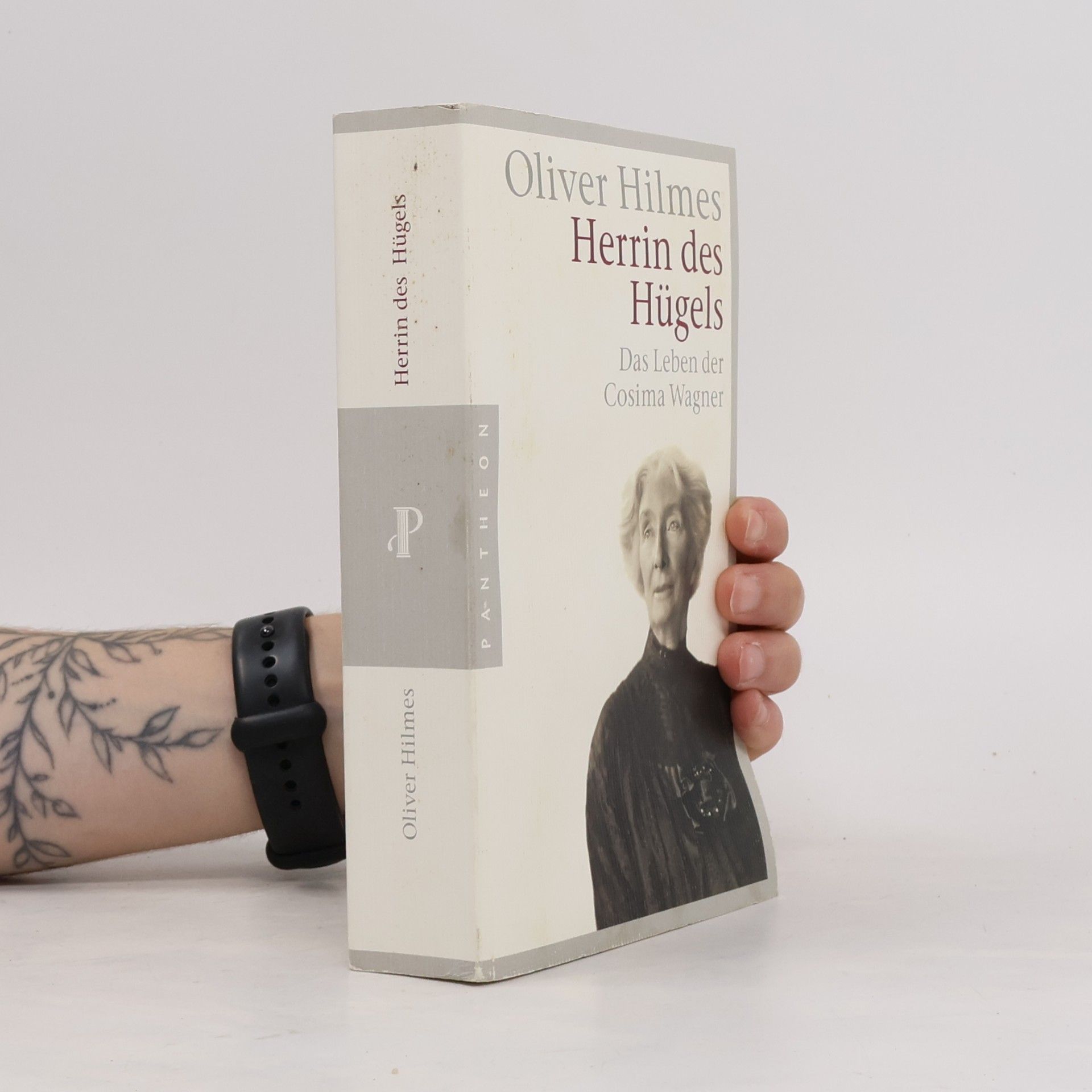 Oliver Hilmes Herrin des Hügels