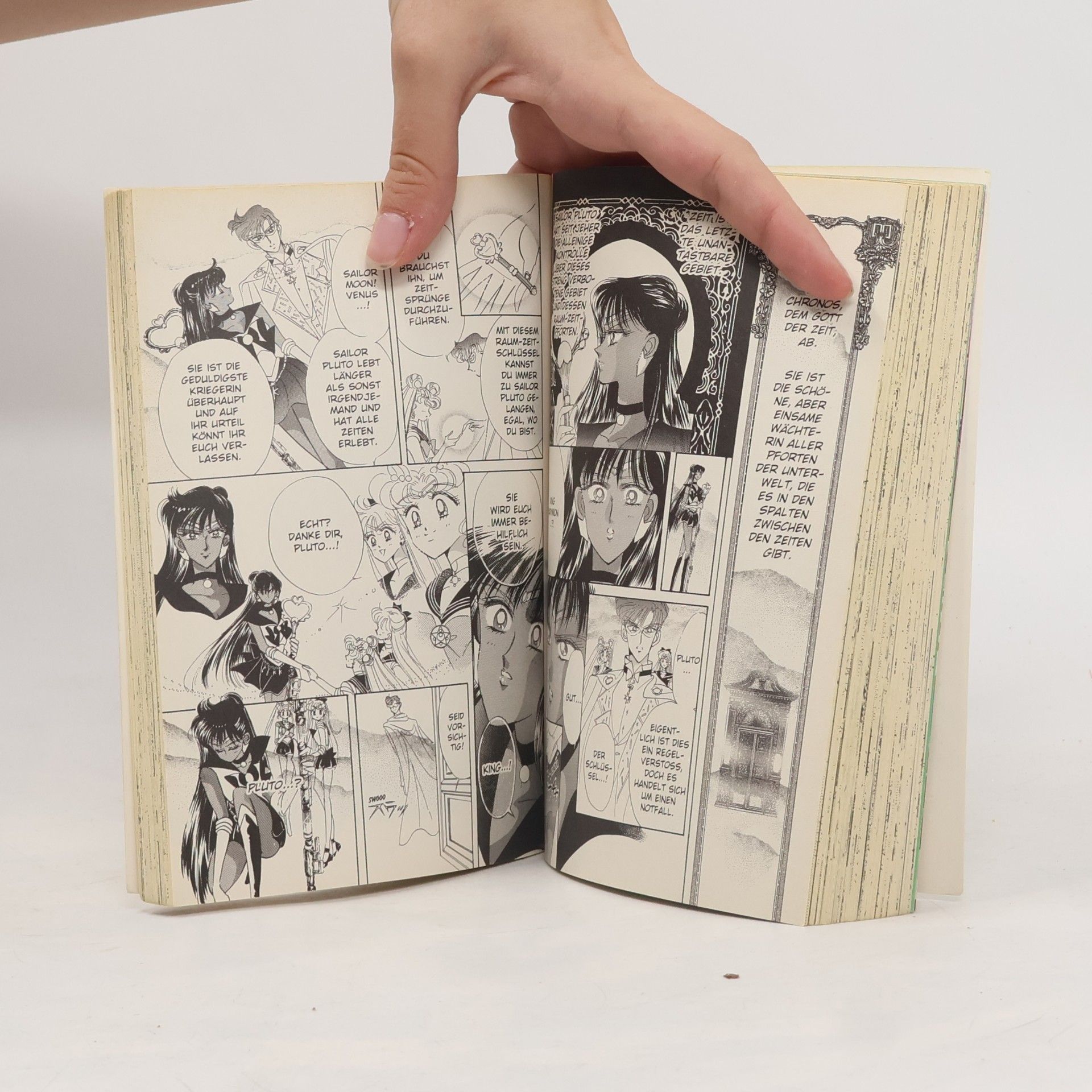 Naoko Takeuchi Pretty Guardian Sailor Moon 4