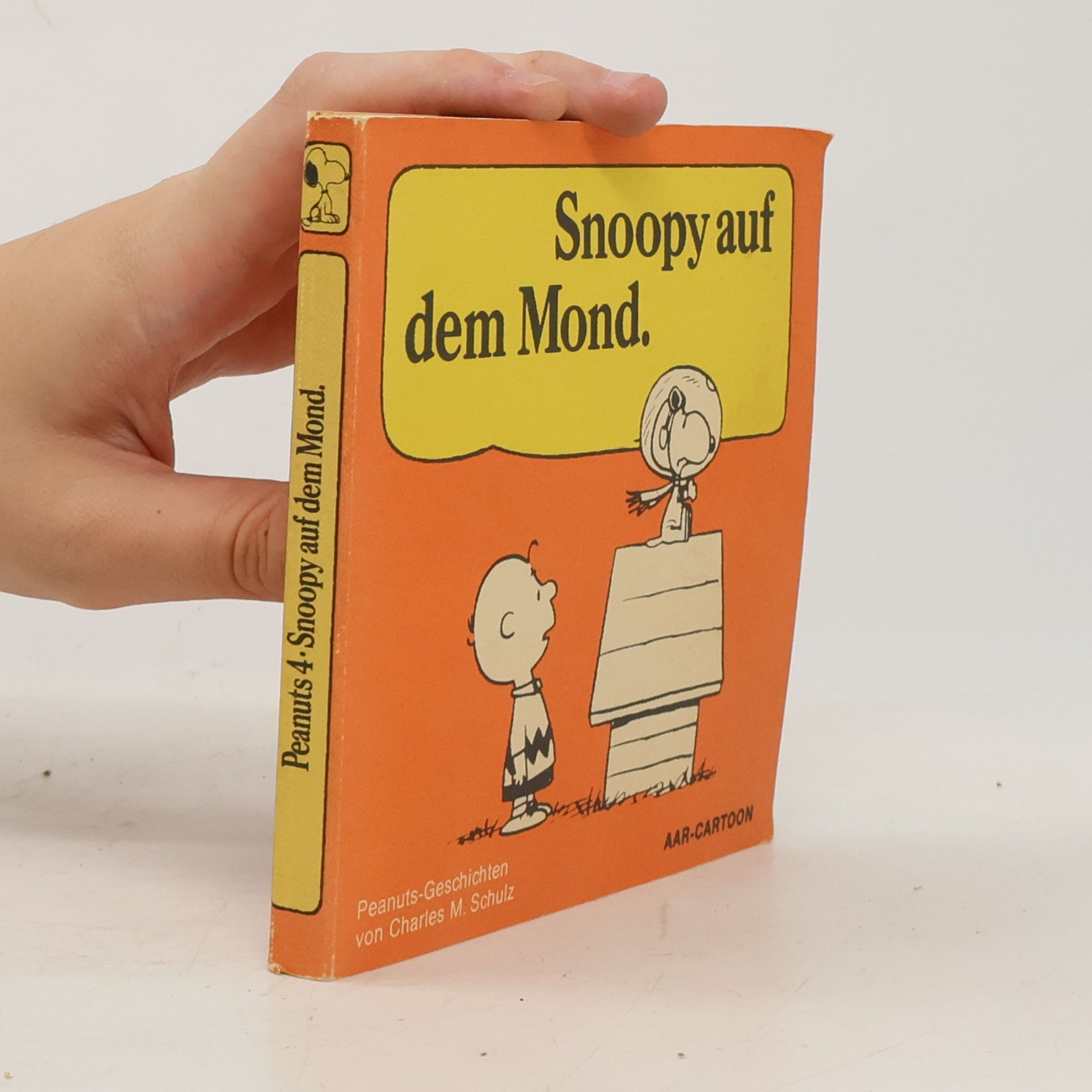 Charles M. Schulz Snoopy oder Dein Hund ist auf dem Mond, Charlie Braun