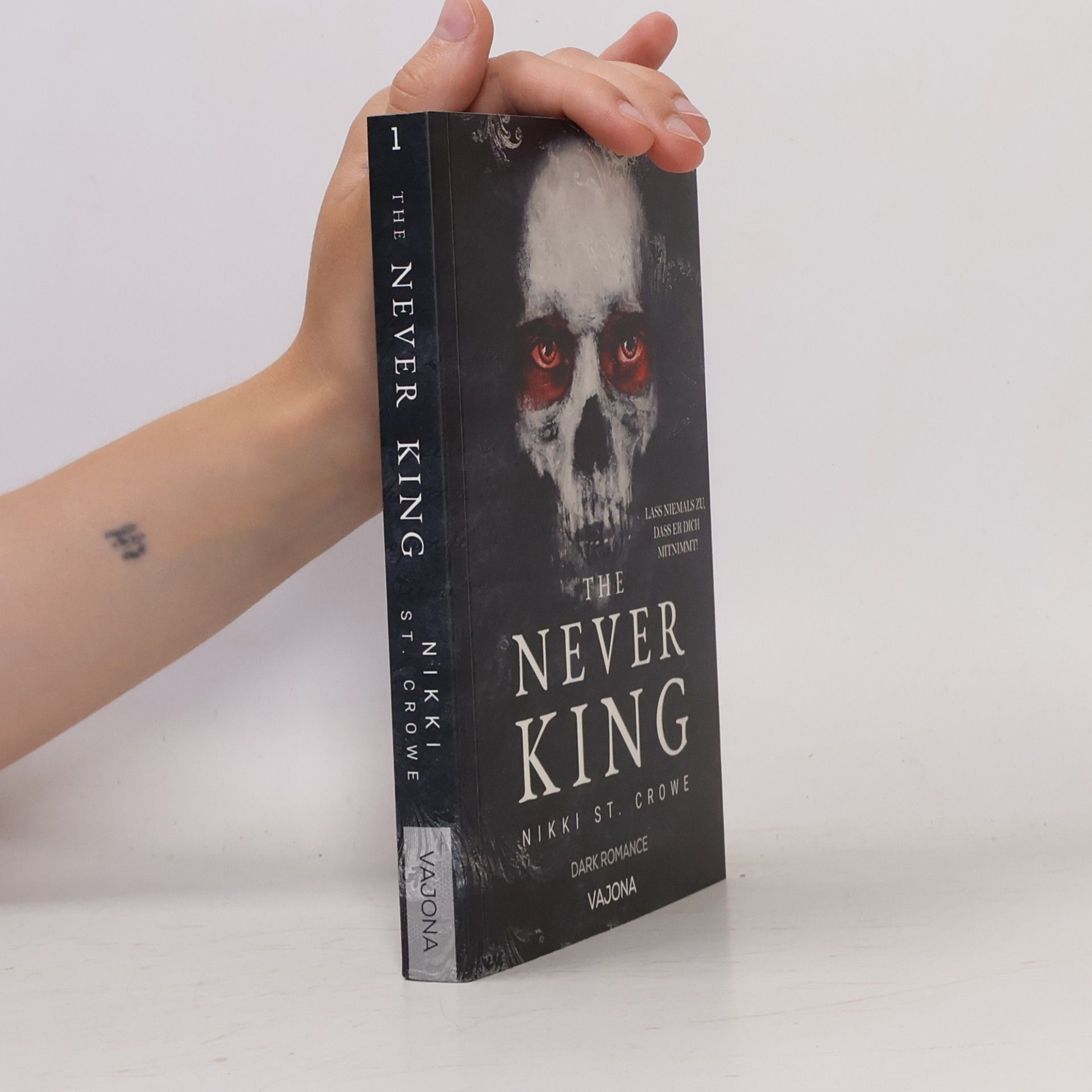 Nikki St. Crowe The Never King