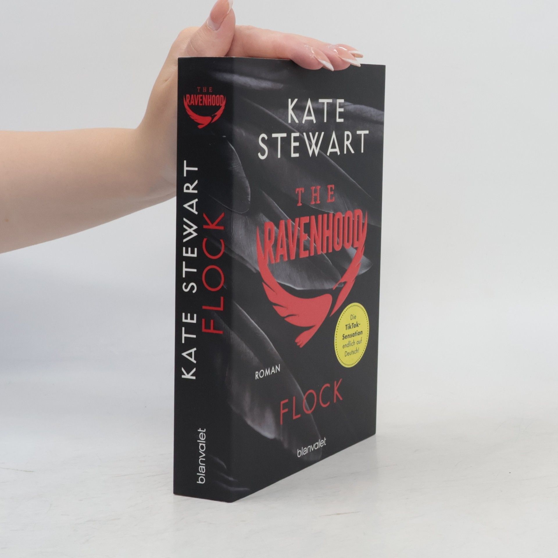 Kate Stewart The Ravenhood - Flock