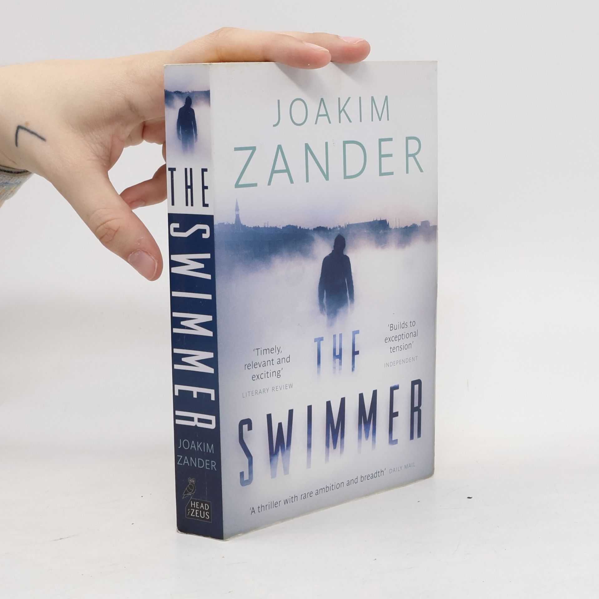 Joakim Zander The swimmer