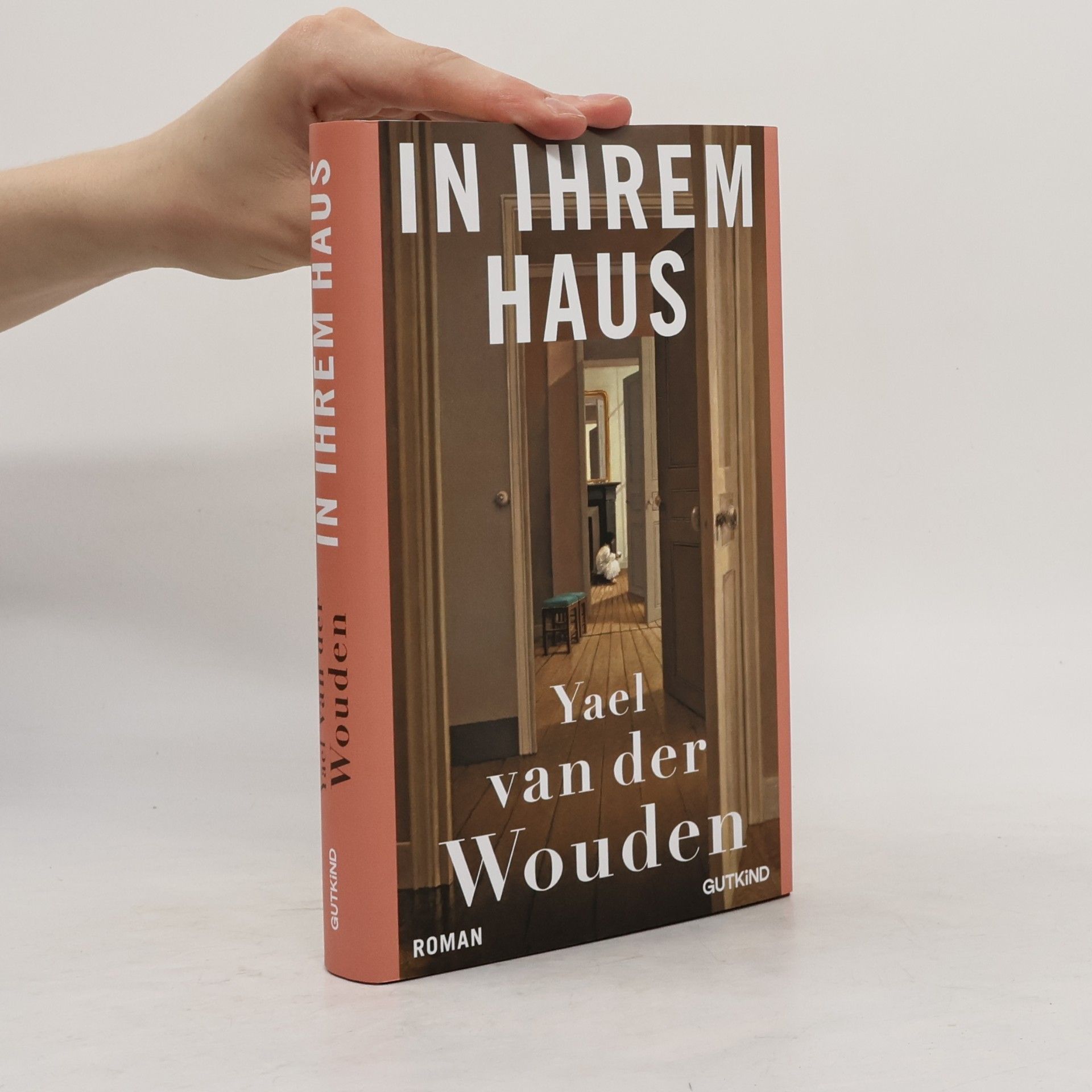 Yael van der Wouden In ihrem Haus