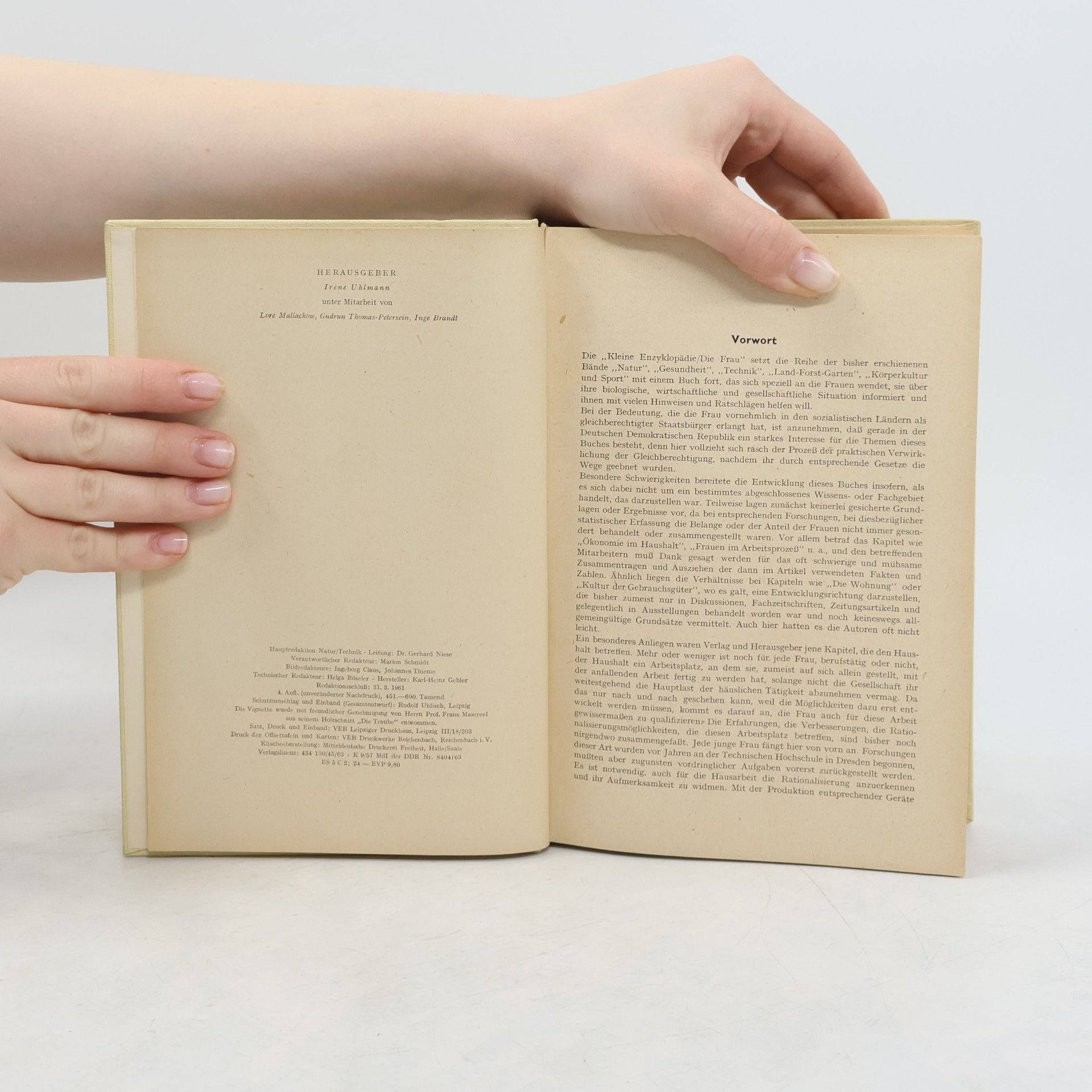 Various authors Kleine Enzyklopädie. Die Frau