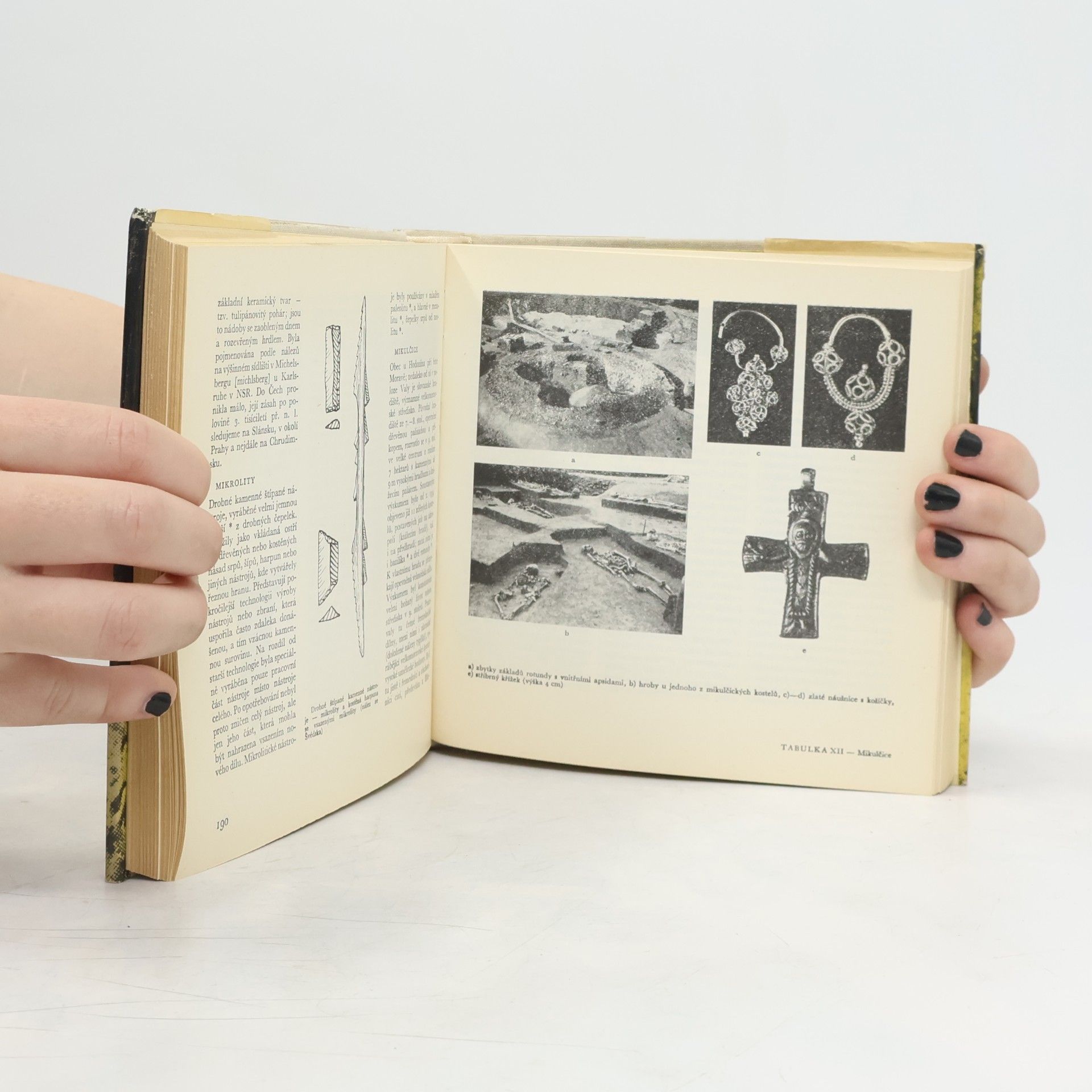 Jiří Hrala Malý labyrint archeologie