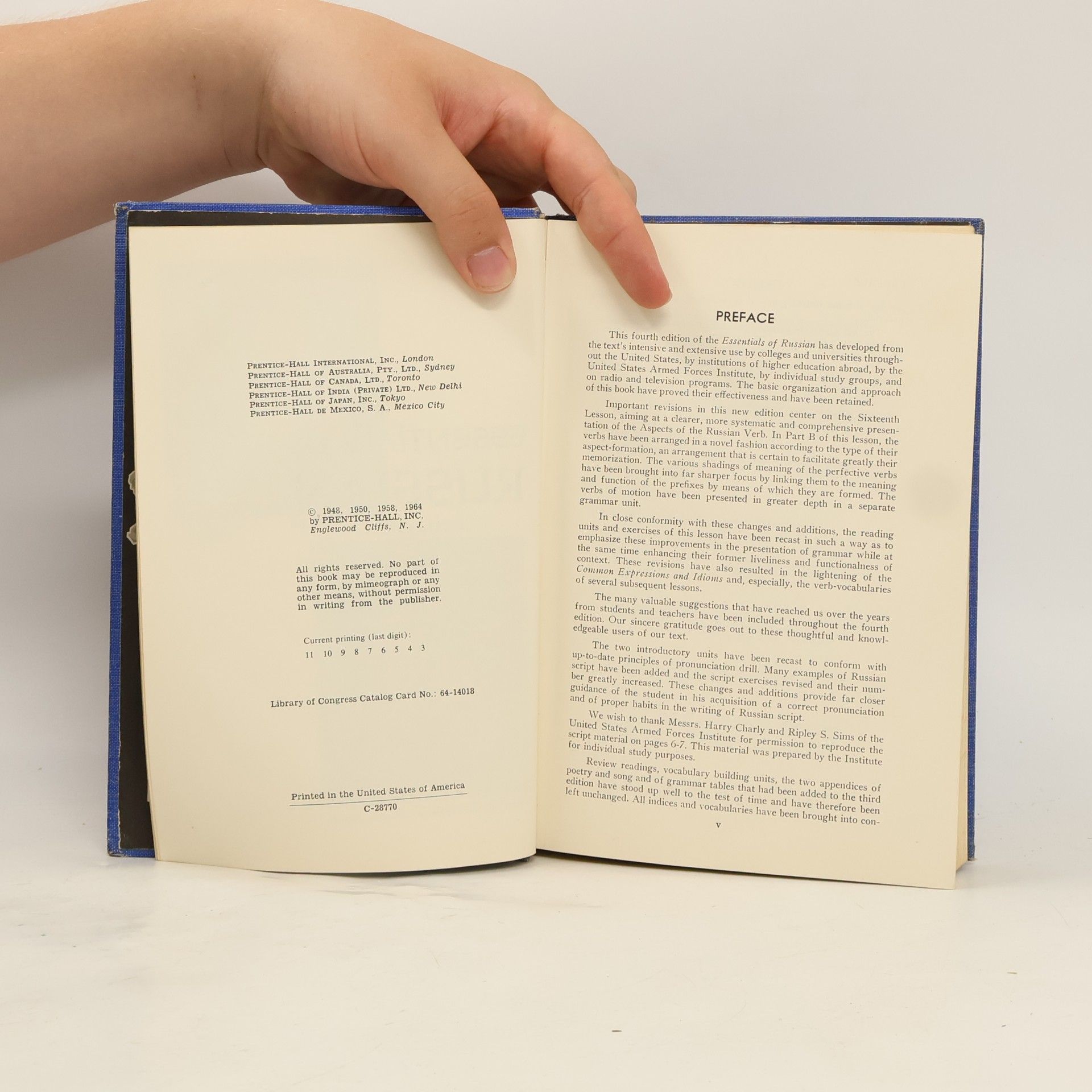 A. V. Gronicka Essentials of Russian