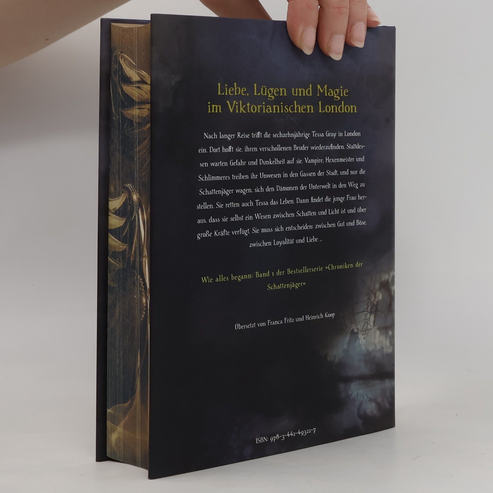 Cassandra Clare Clockwork angel