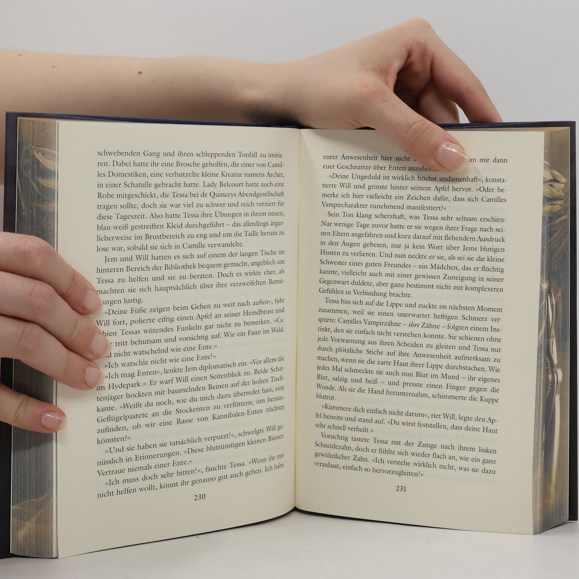 Cassandra Clare Clockwork angel