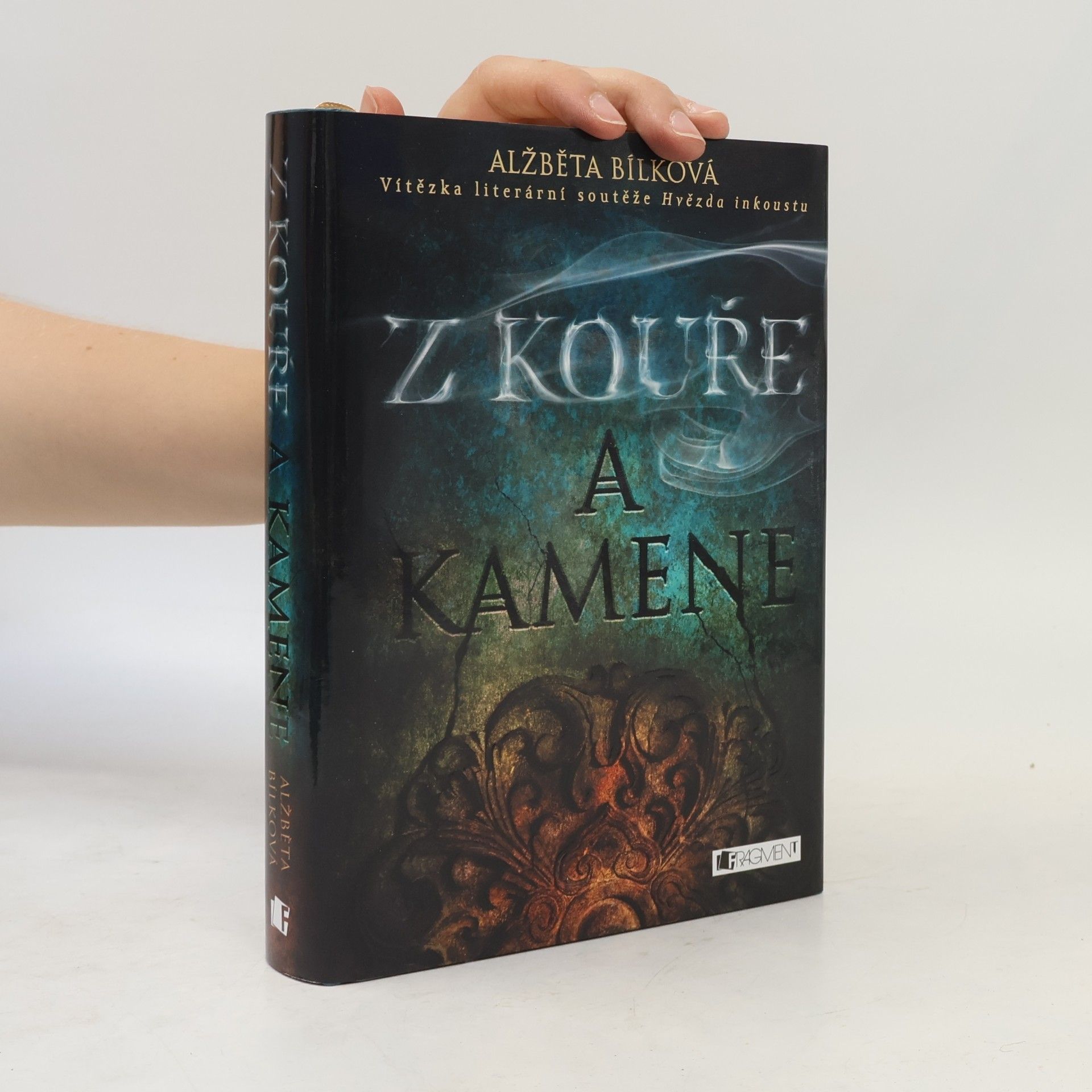 Alžběta Bílková Z kouře a kamene