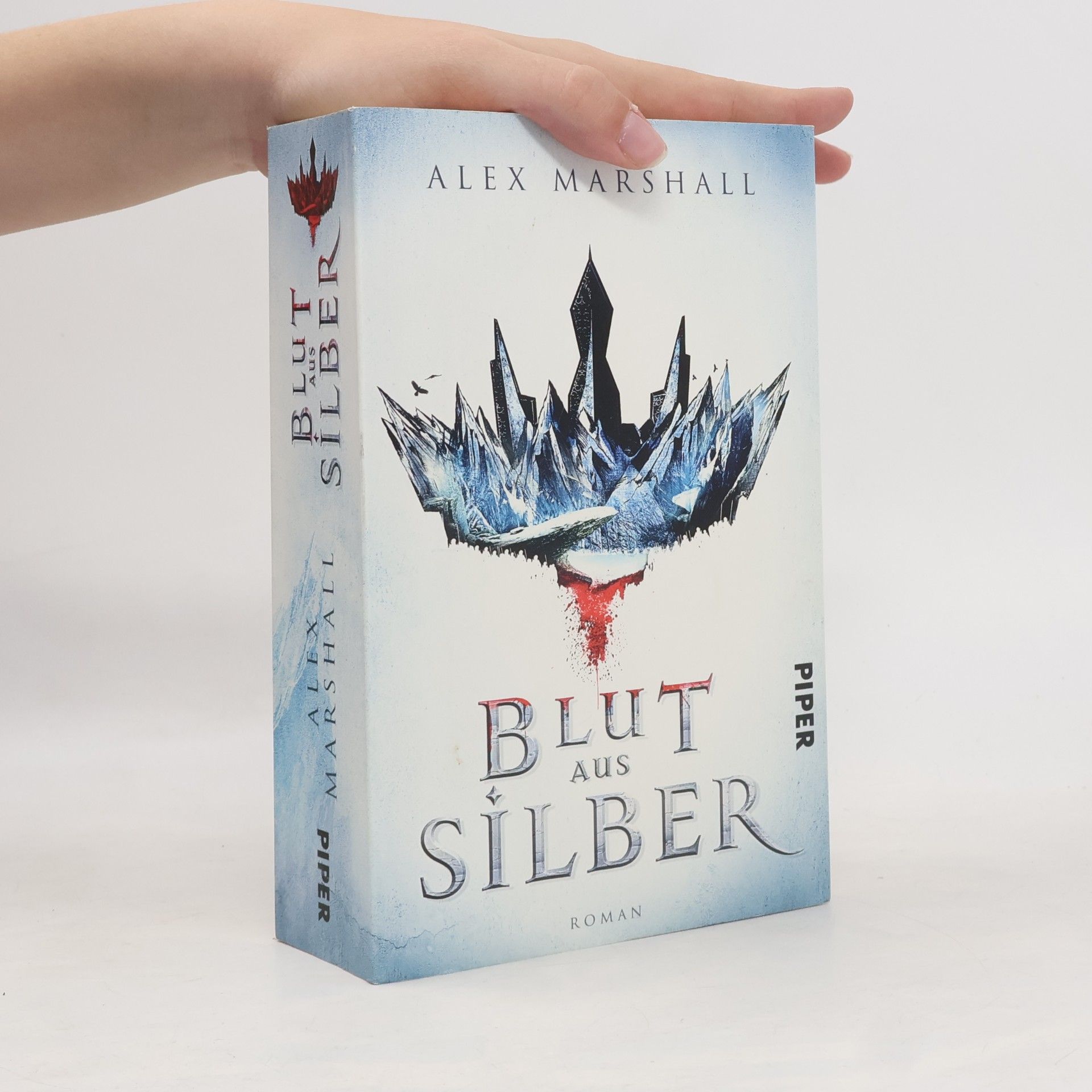 Alex Marshall Blut aus Silber