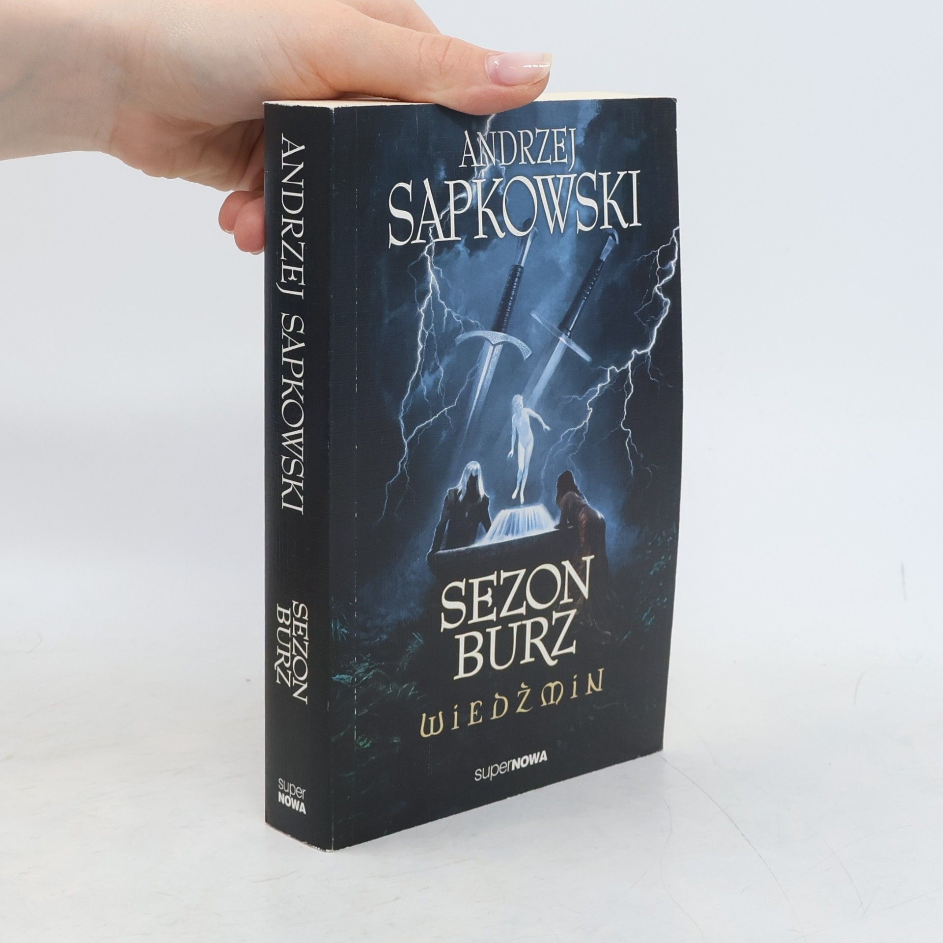 Andrzej Sapkowski Sezon burz