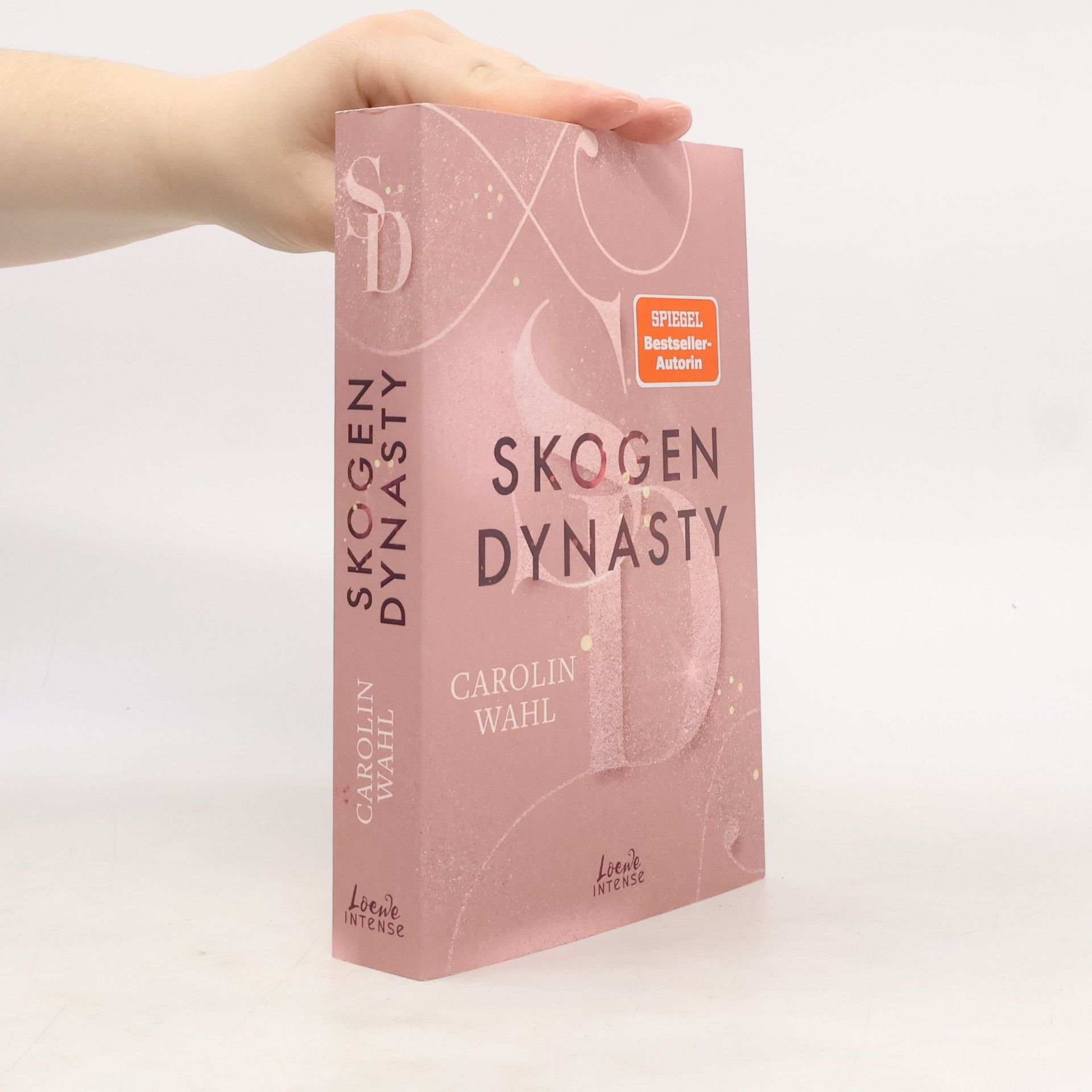 Carolin Wahl Crumbling Hearts 1. Skogen Dynasty