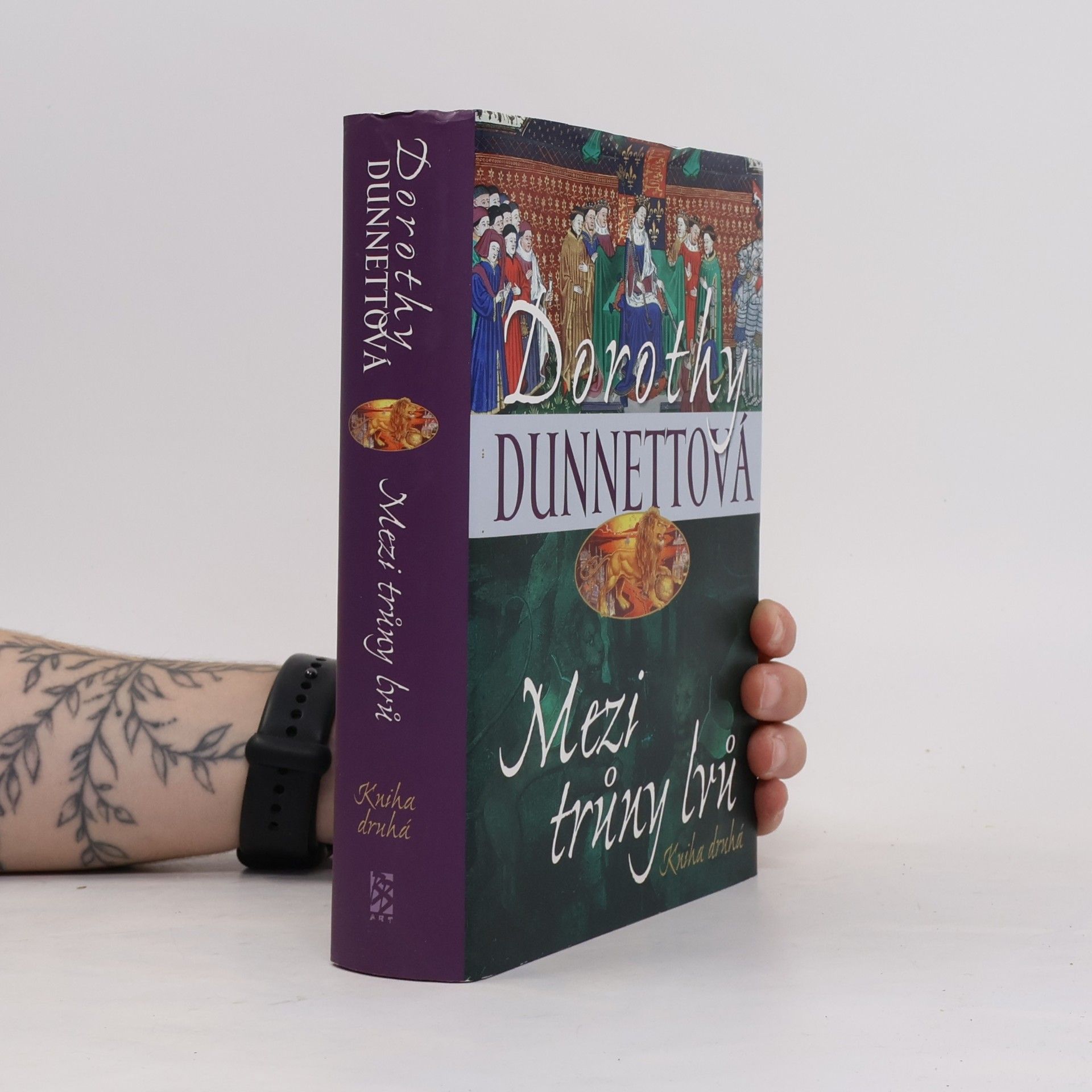 Dorothy Dunnett Mezi trůny lvů 2