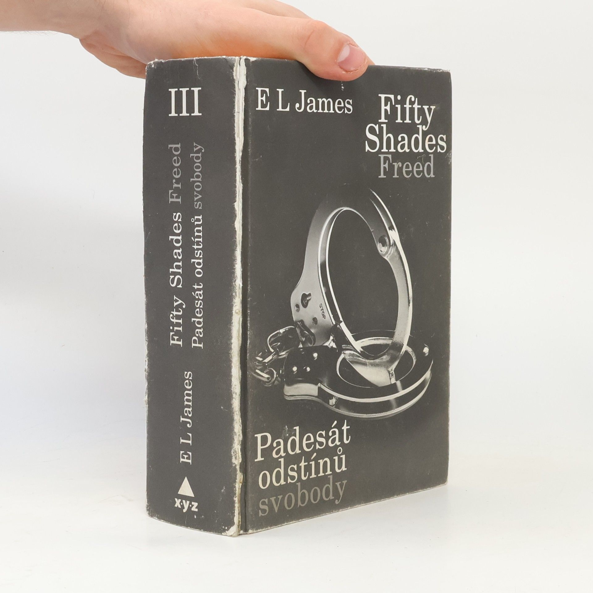 E. L. James Padesát odstínů svobody