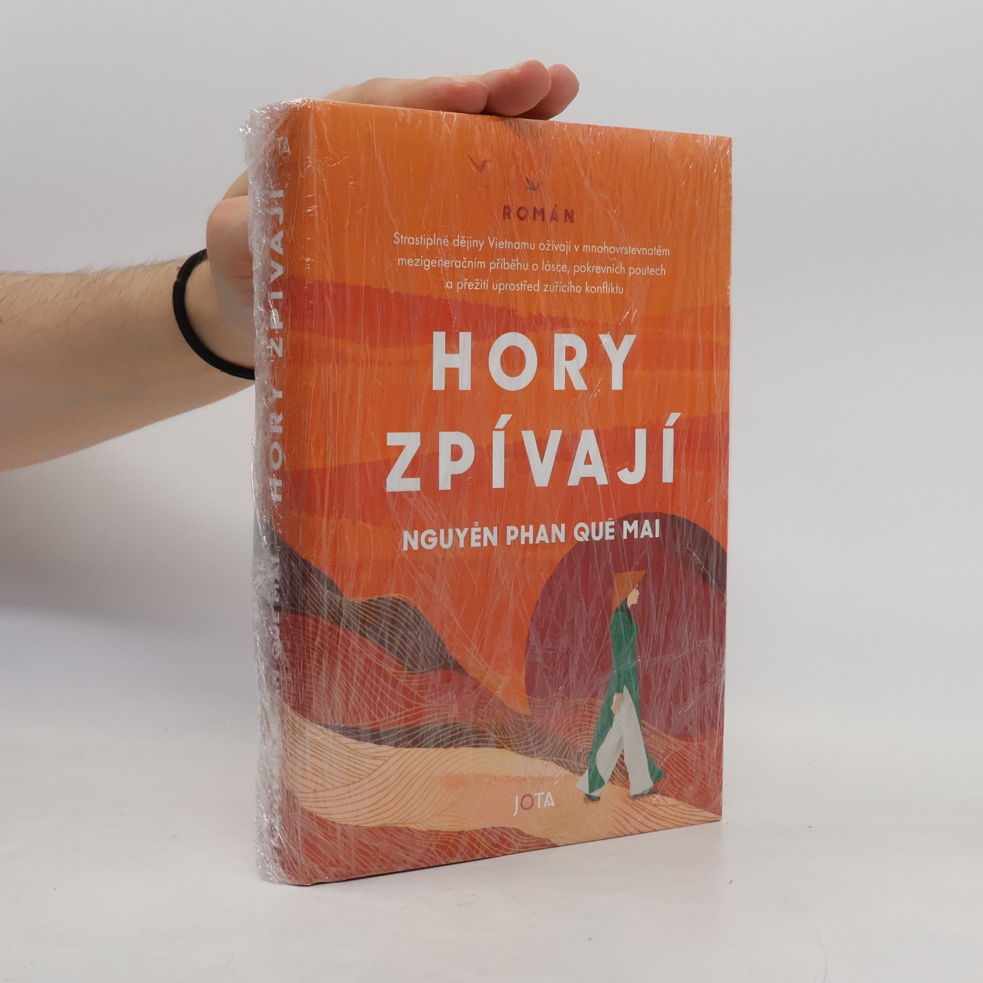 Nguyễn Phan Quế Mai Hory zpívají