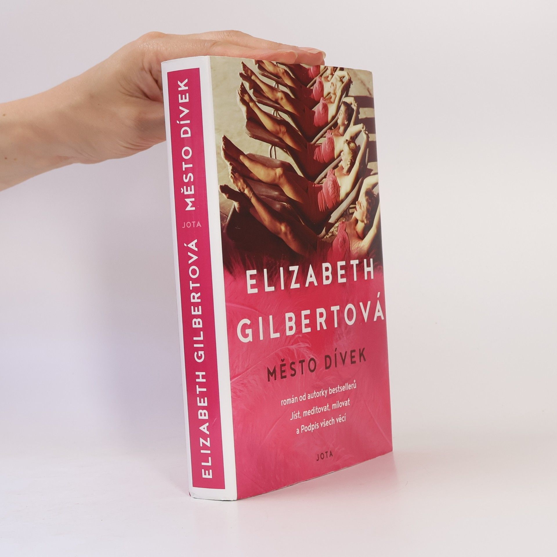 Elizabeth Gilbert Město dívek