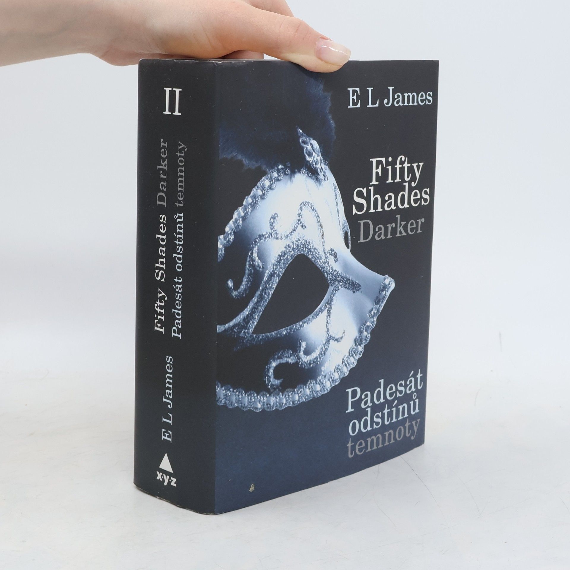 E L James Padesát odstínů temnoty
