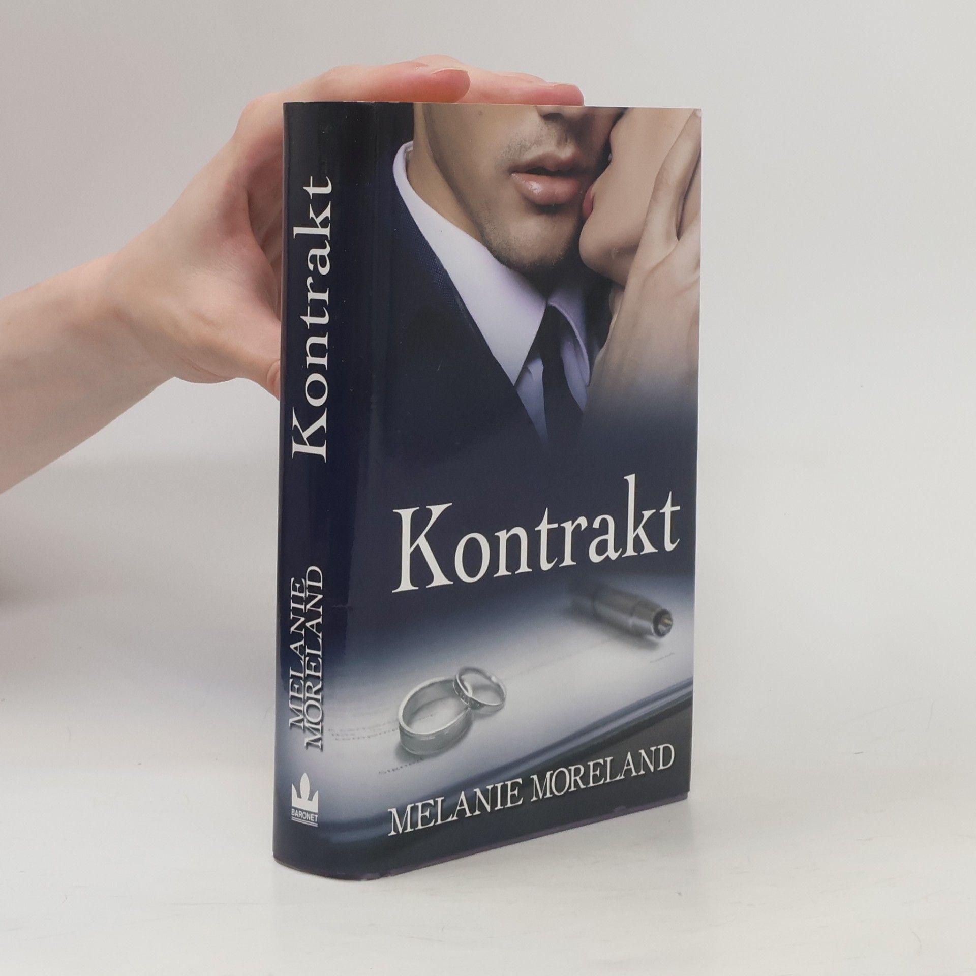 Melanie Moreland Kontrakt